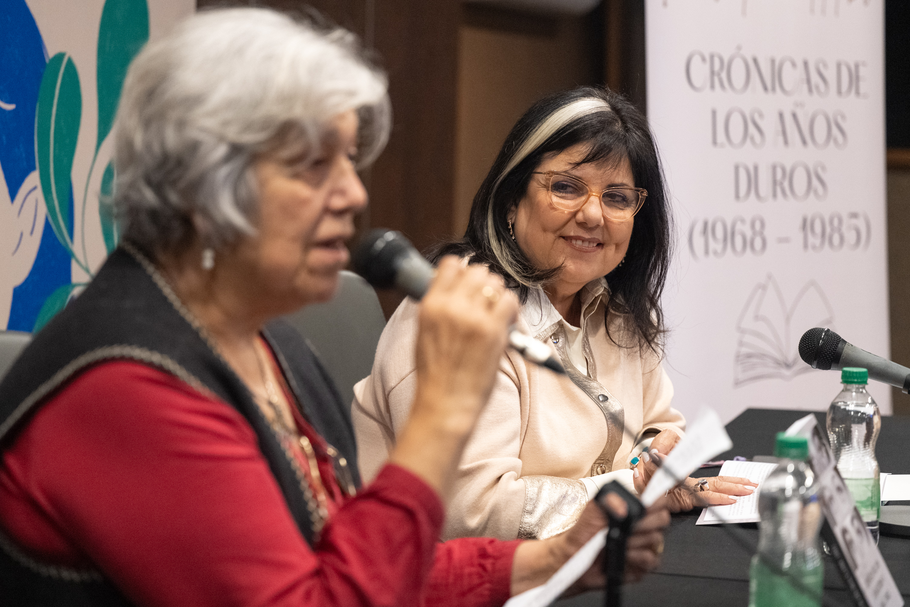 Presentación del libro «Crónicas de los años duros V» en la 46º Feria Internacional del Libro de Montevideo