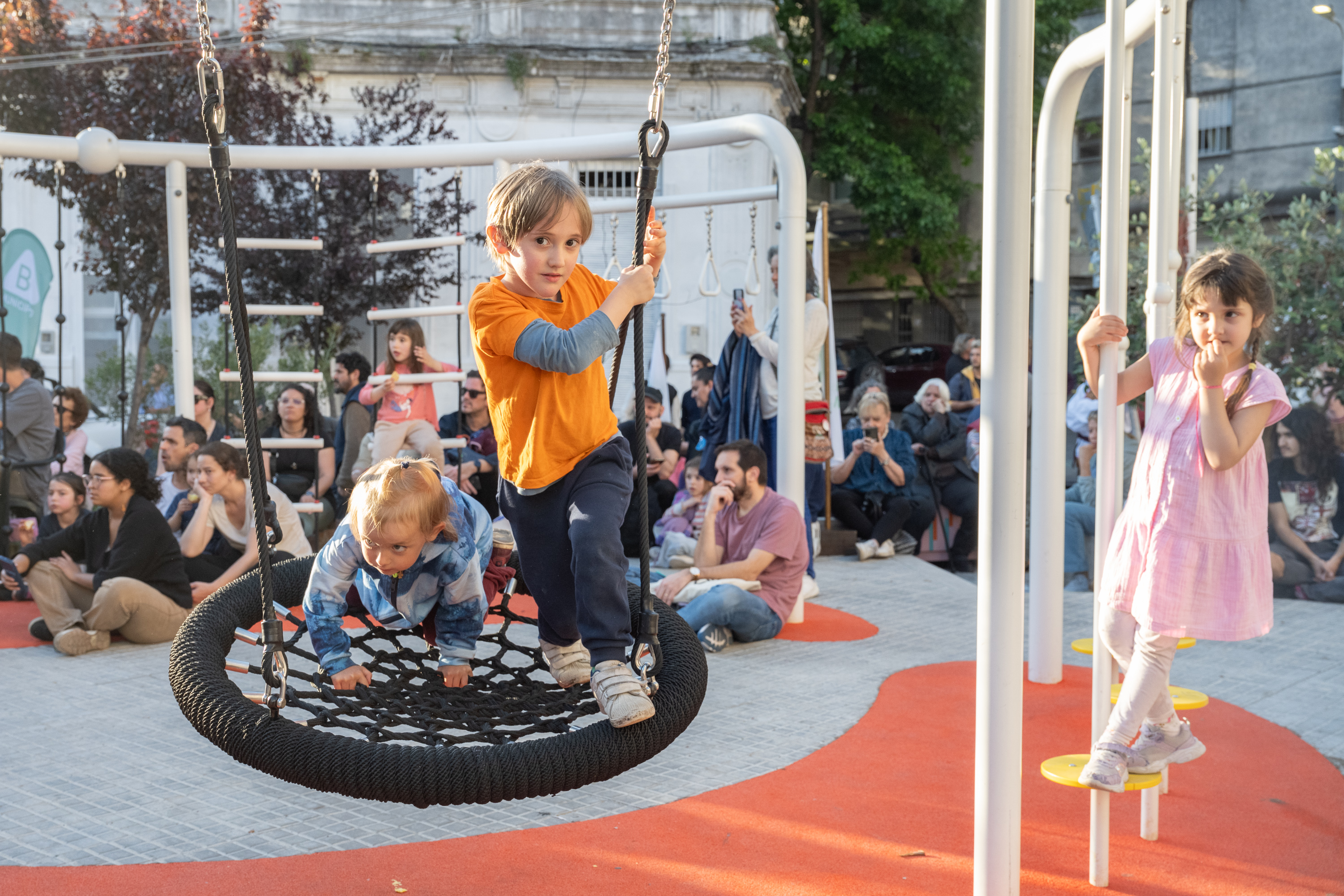  Inauguración Plaza Vladimir Roslik (obra PP)