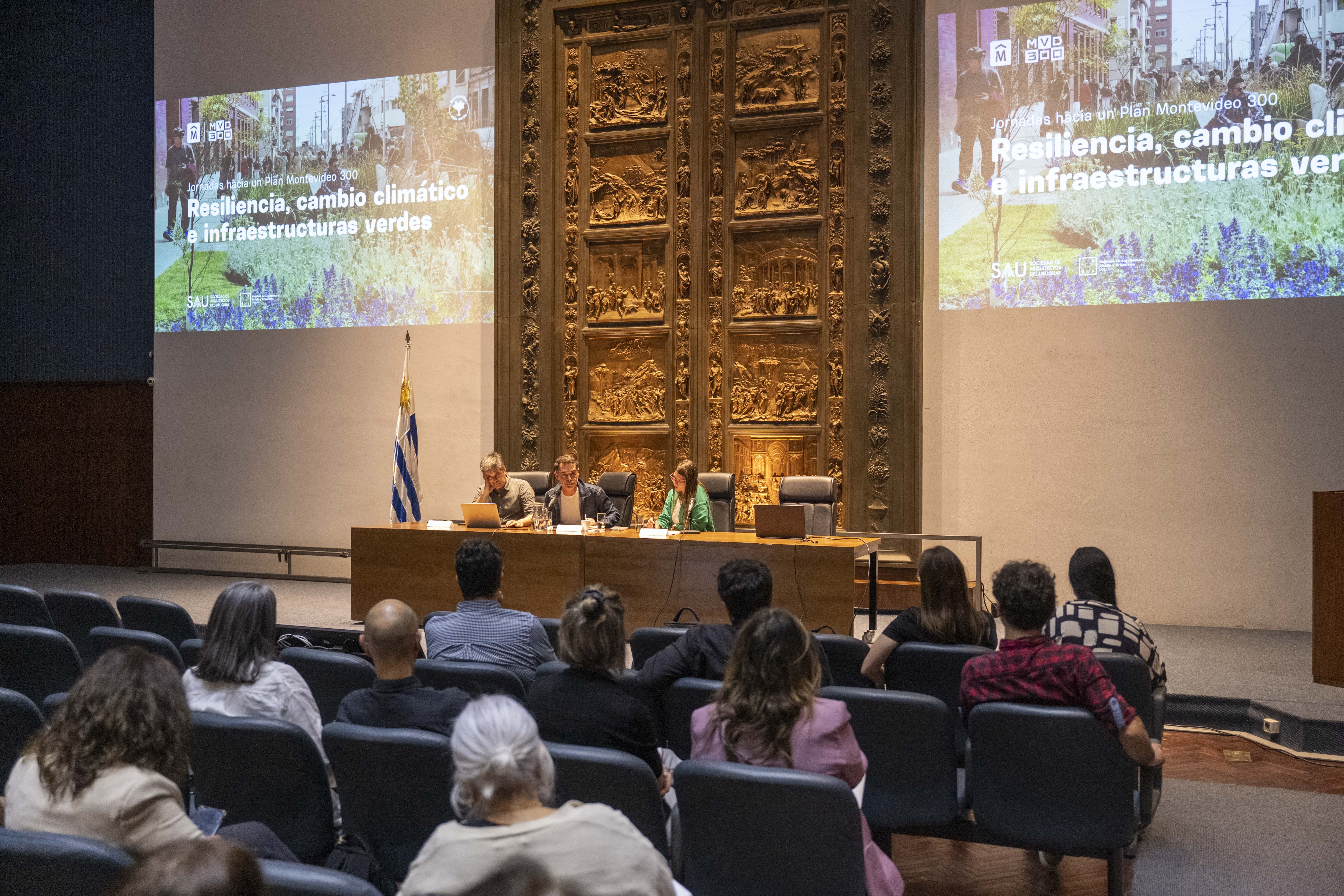 Jornadas hacia un Plan Montevideo 300 : Resiliencia, cambio climático e infraestructuras verdes