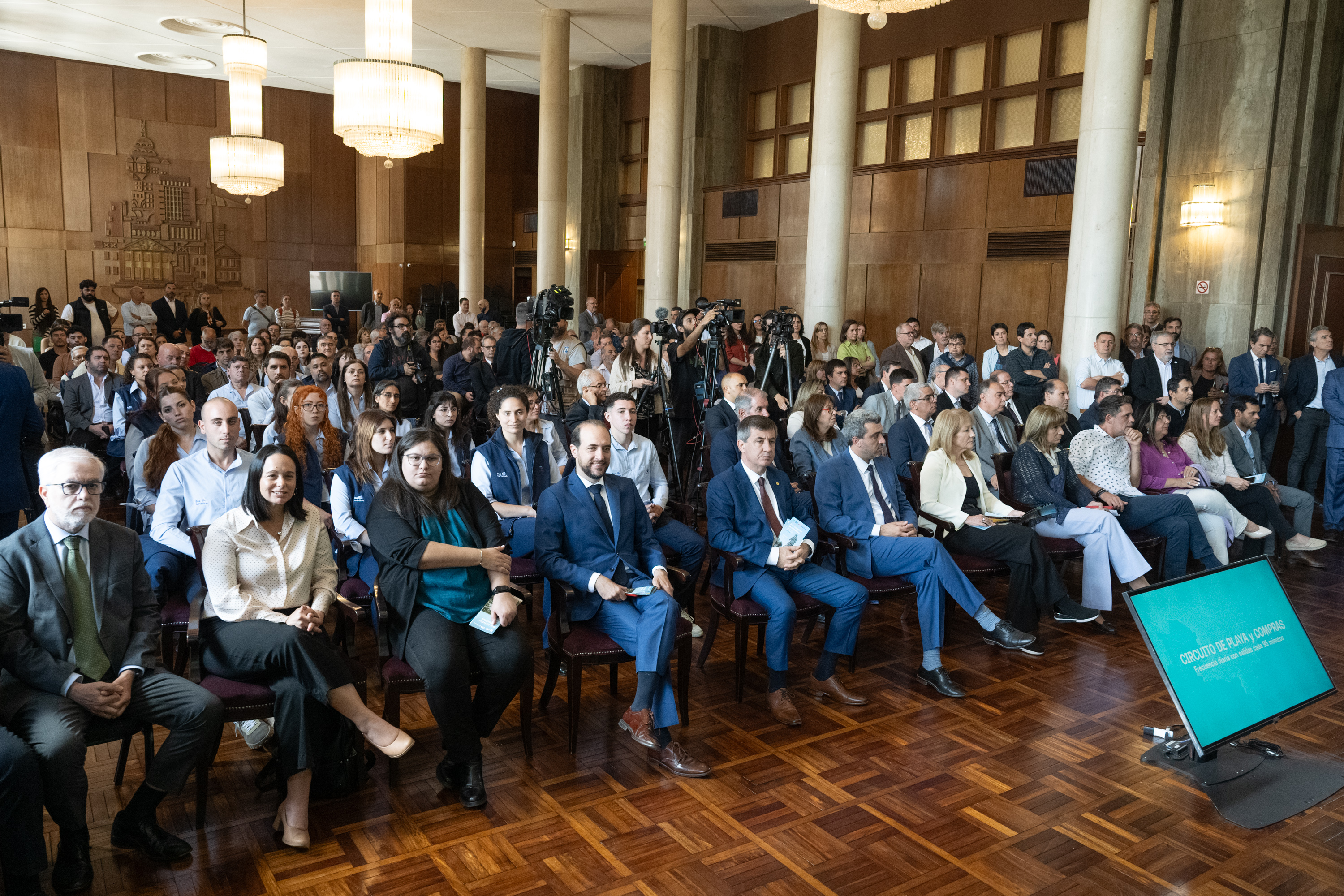  Lanzamiento del Bus Turístico