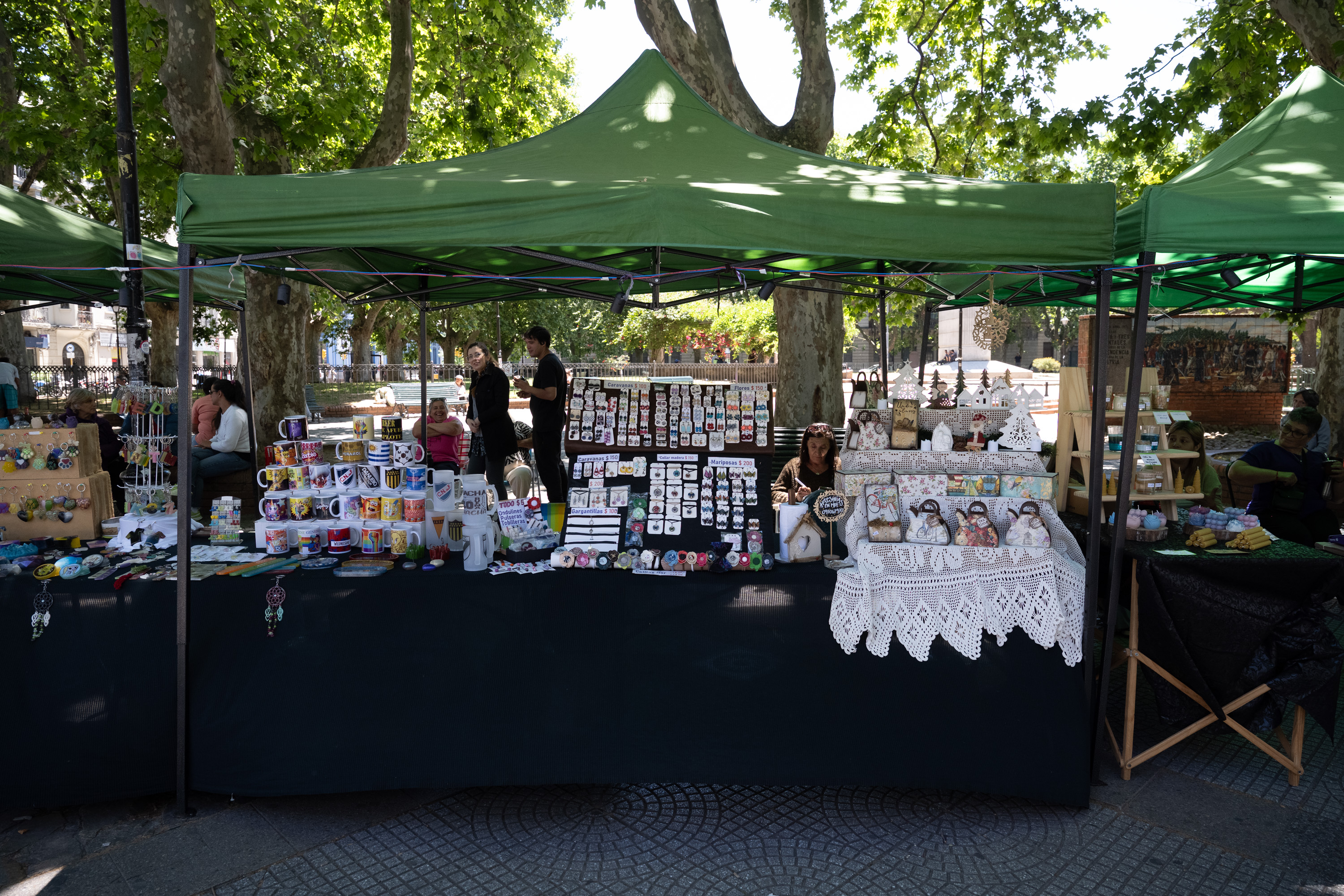 Feria de Economía Social y Solidaria en Plaza de los Treinta y Tres