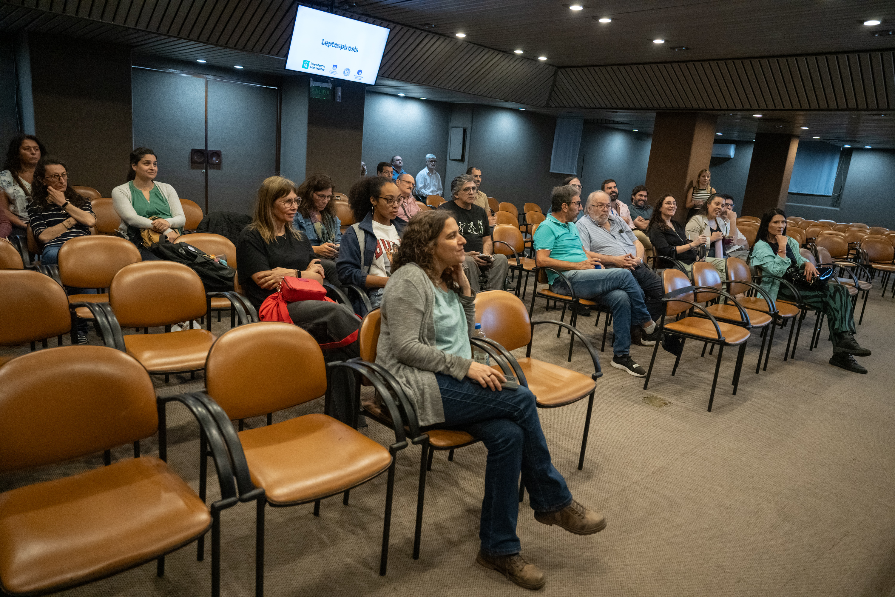 Presentación de proyecto sobre Leptospirosis y su impacto en la salud pública