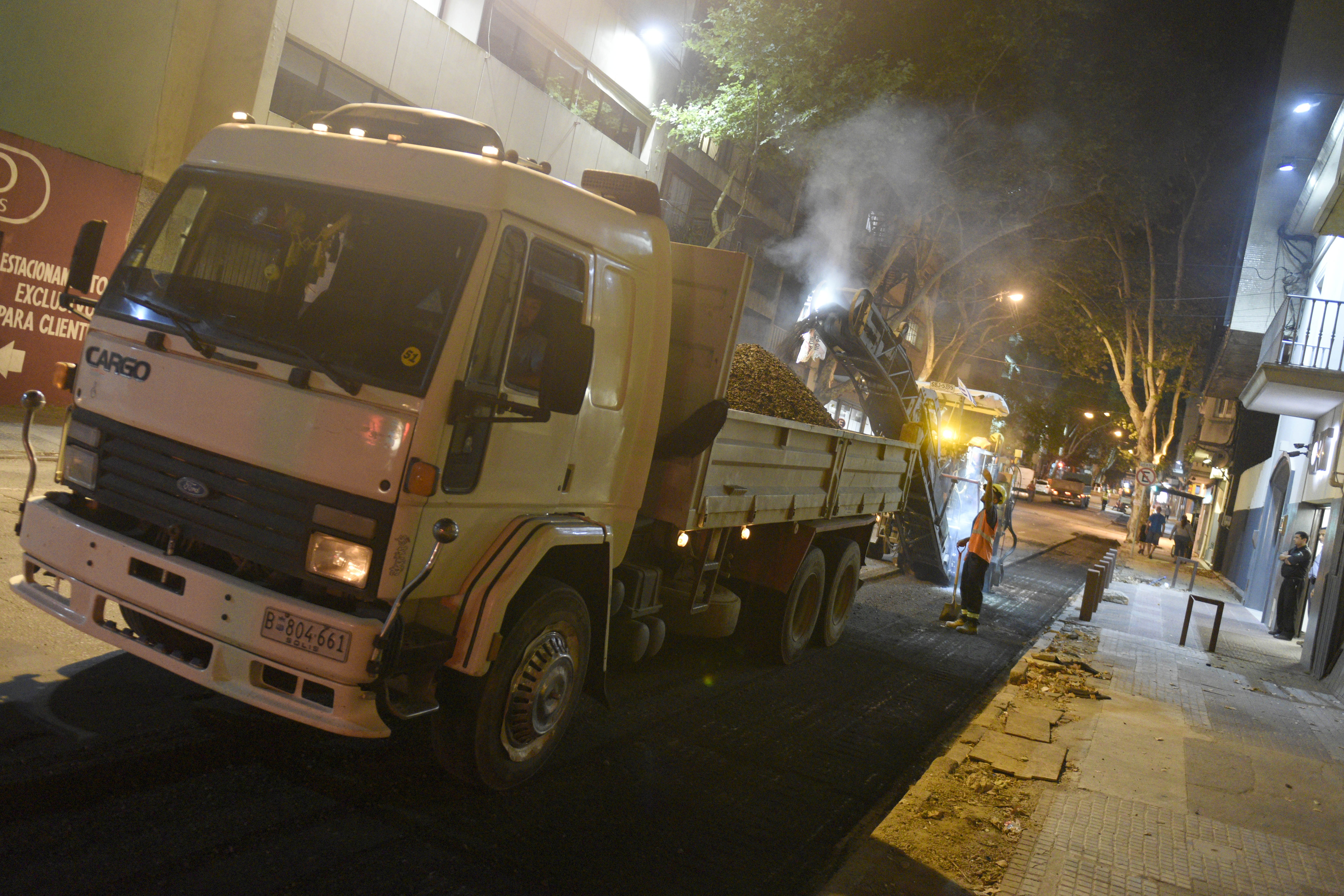 Obras de vialidad calle Mercedes 