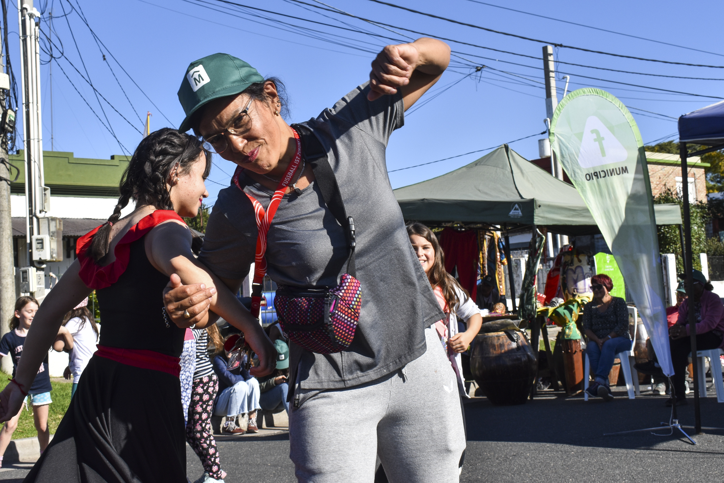 Peatonal barrial en barrio Jardines del Hipódromo