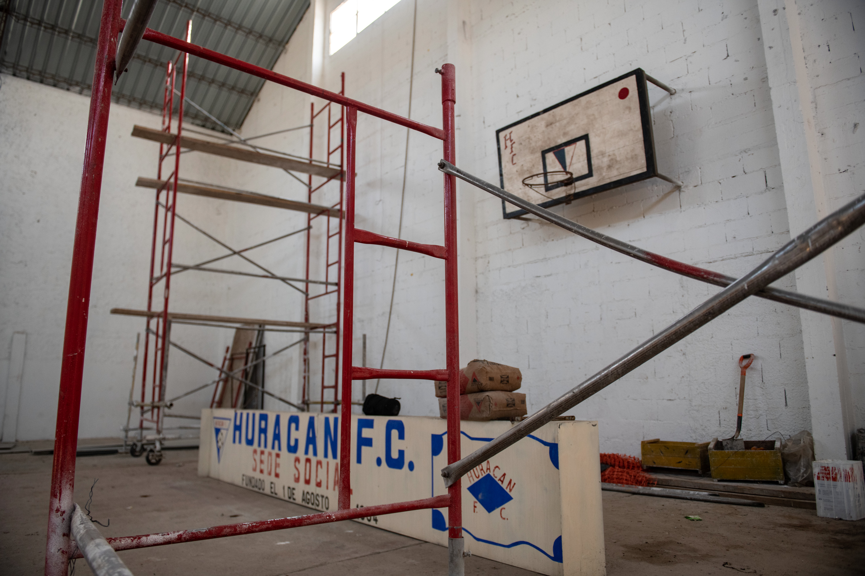 Obras del presupuesto participativo en el gimnasio Huracán del Paso de la Arena
