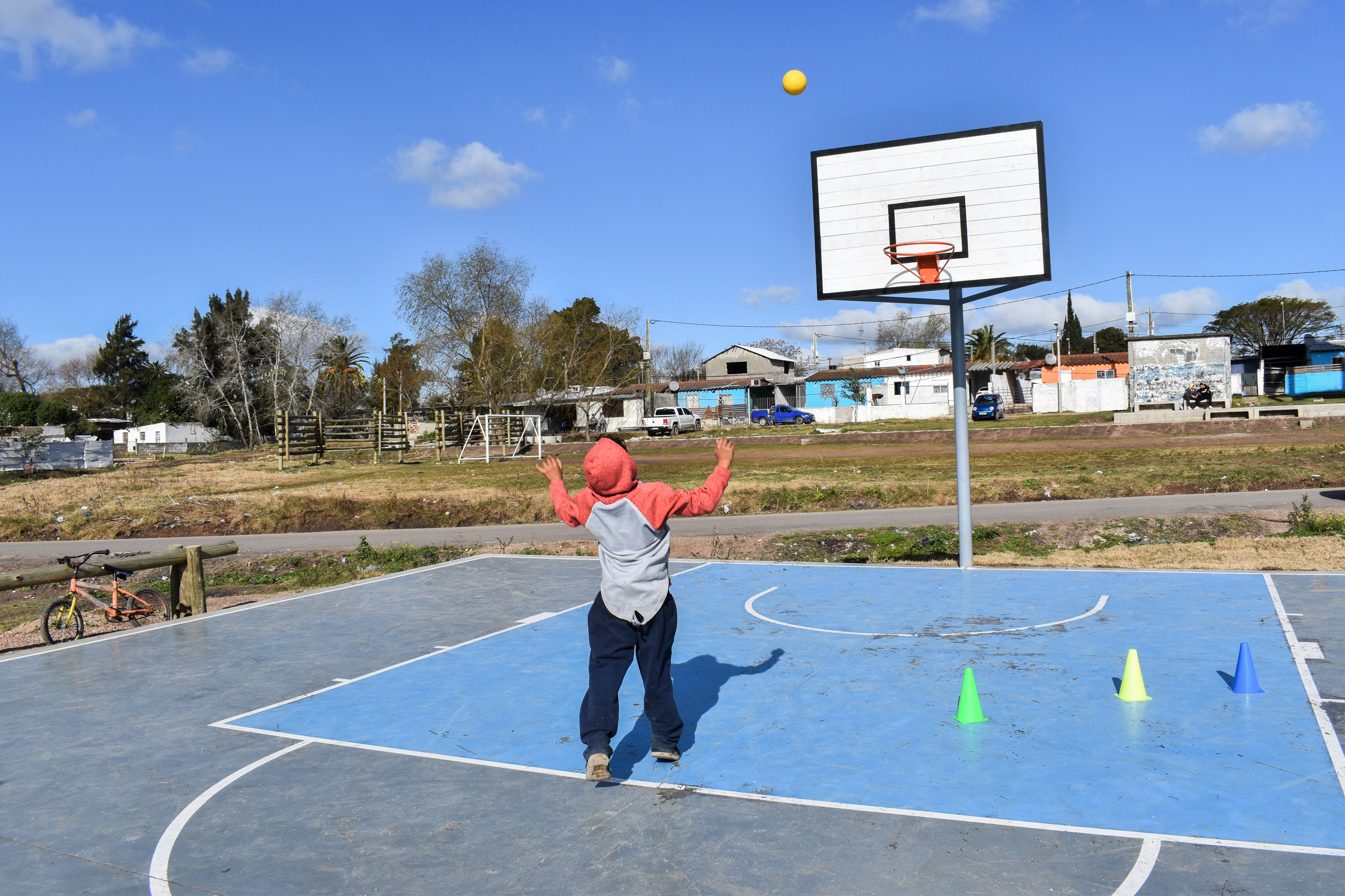 Inauguración de Espacio Público en el barrio Padre Cacho