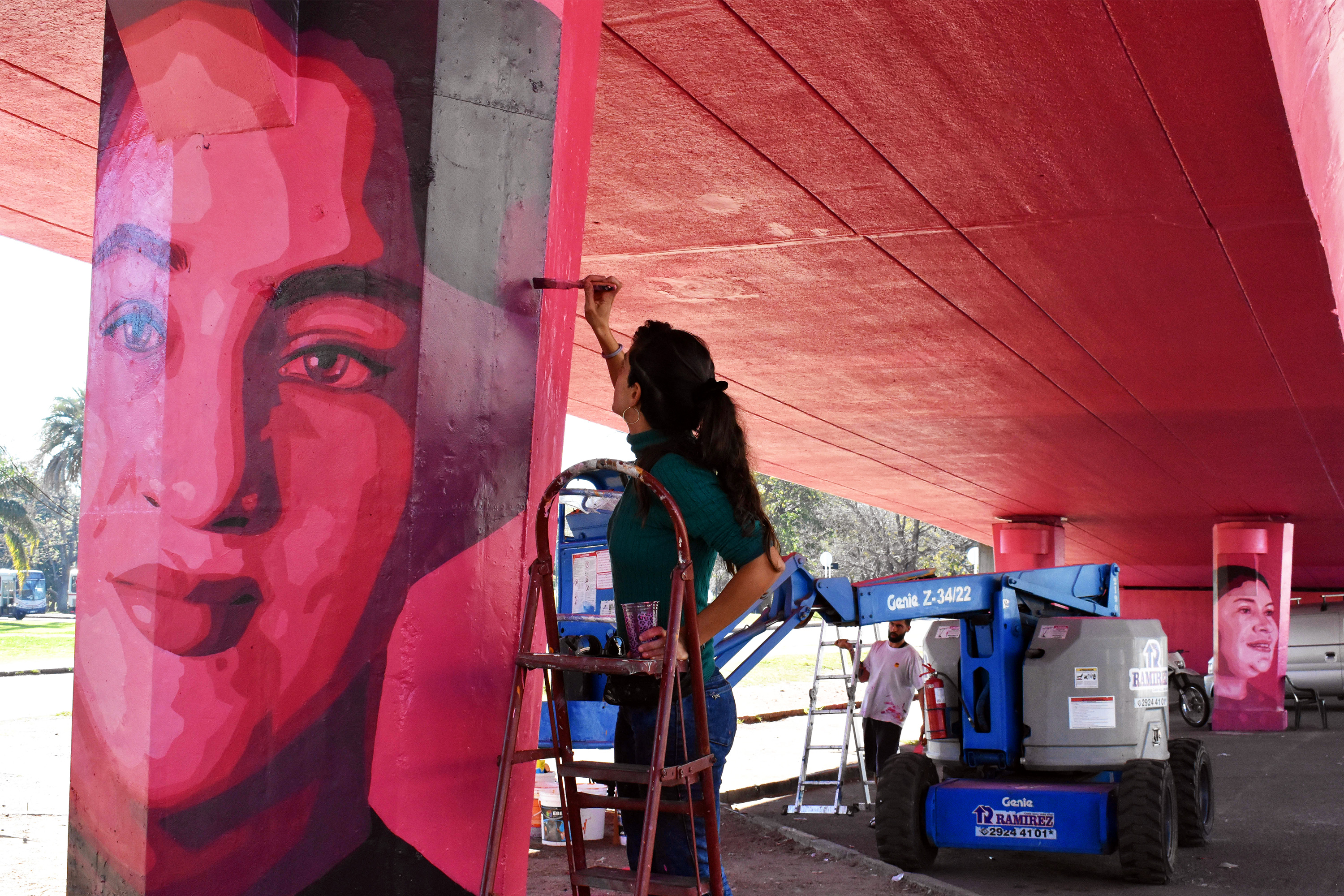 Intervención artística en el Viaducto de Paso Molino