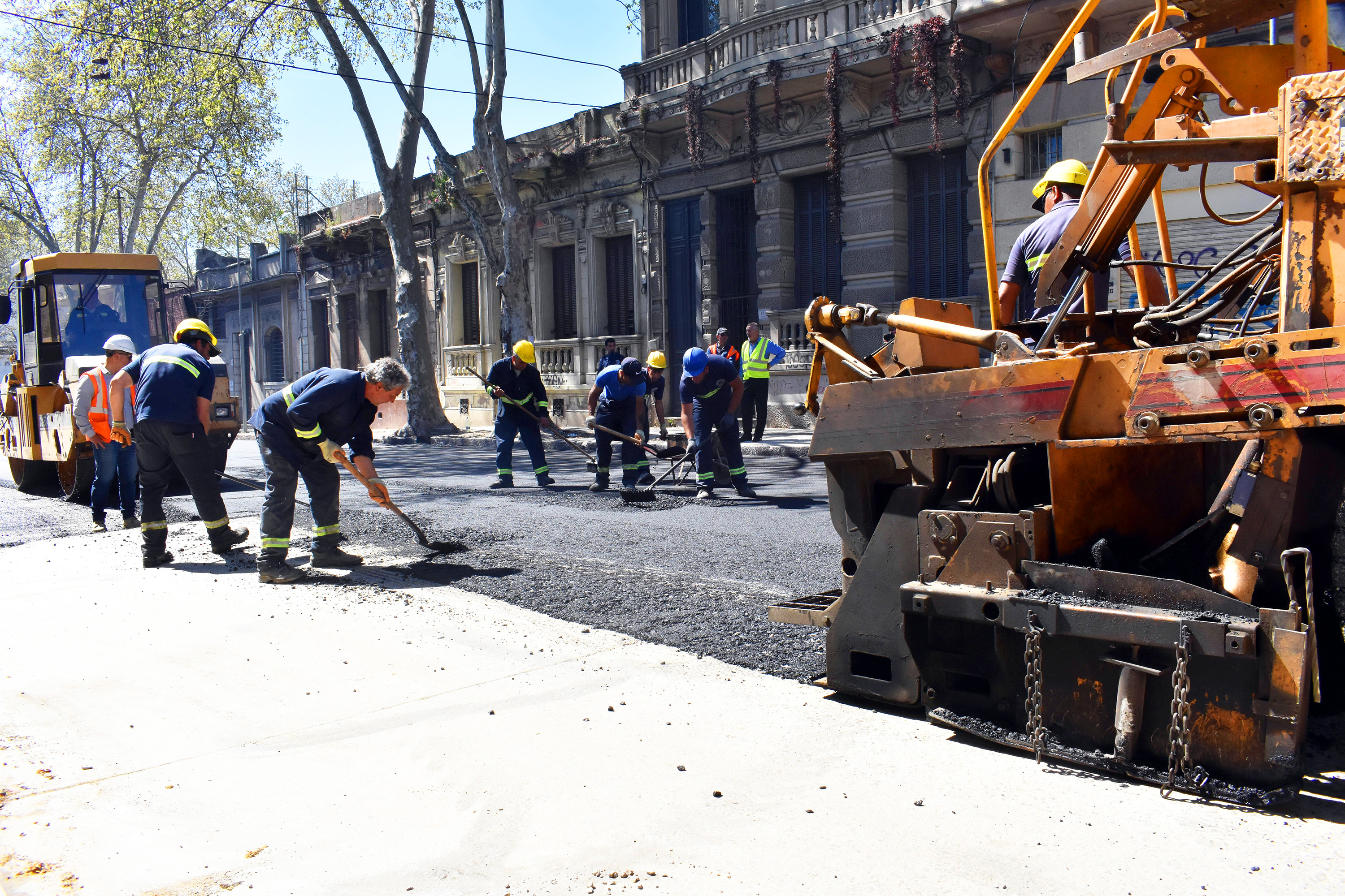 Reparación de Fernández Crespo desde Av. De Las Leyes a Colonia