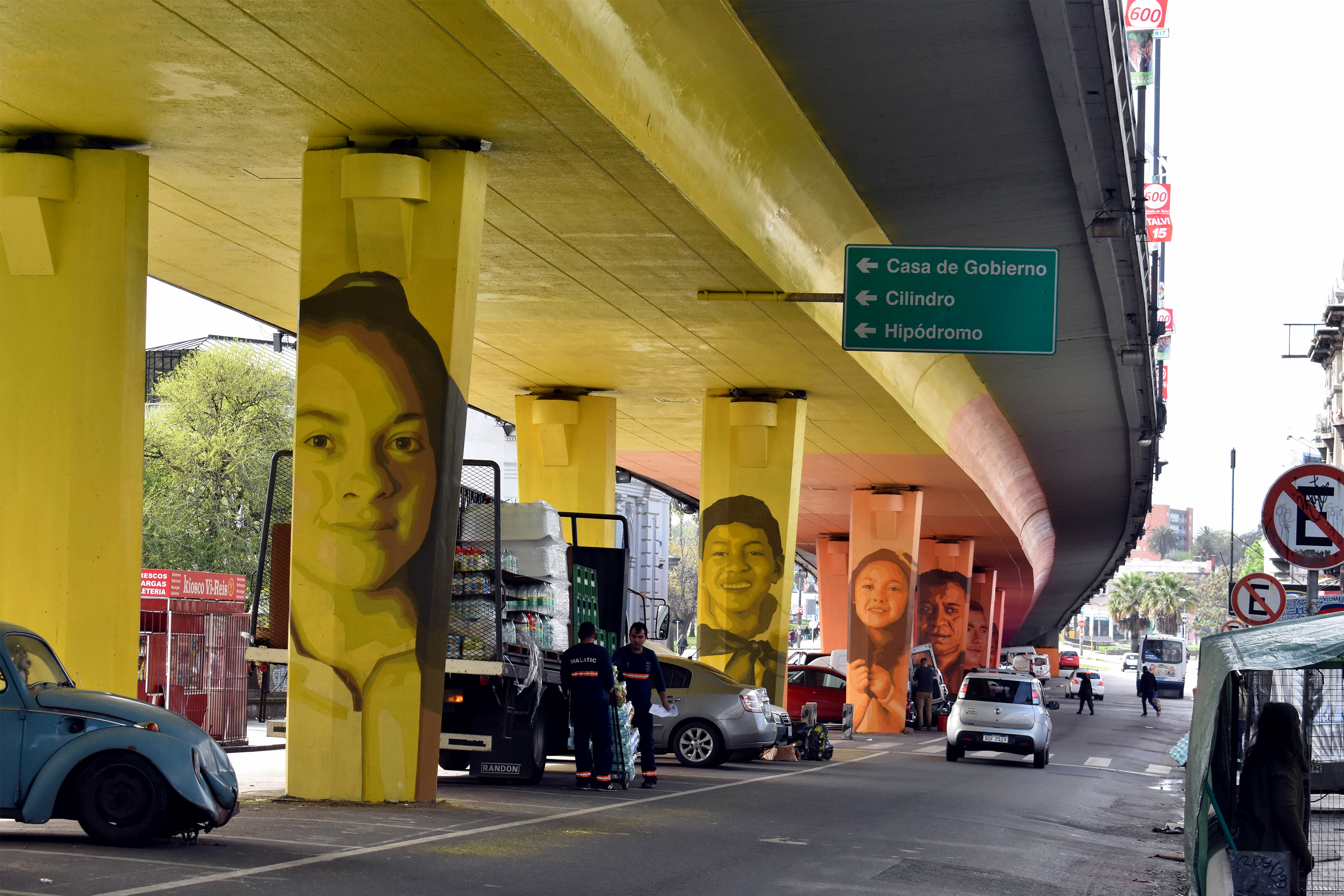 Intervención artística en el Viaducto de Paso Molino