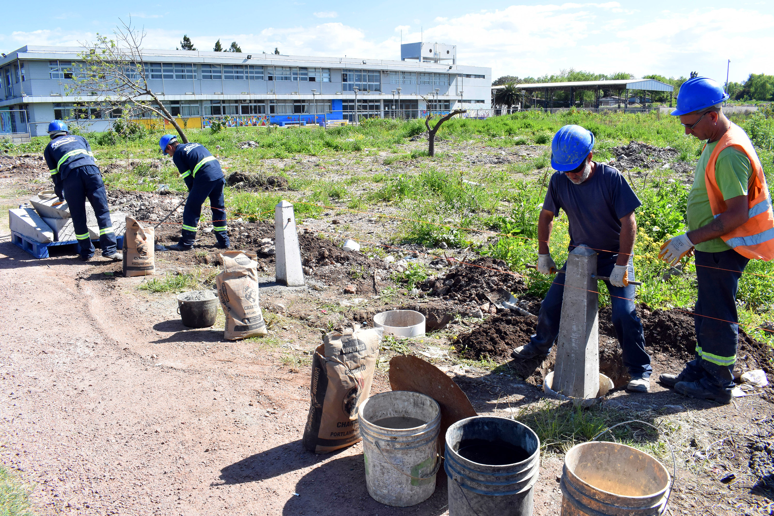 Erradicación de basural en José Batlle y Ordóñez y Privada