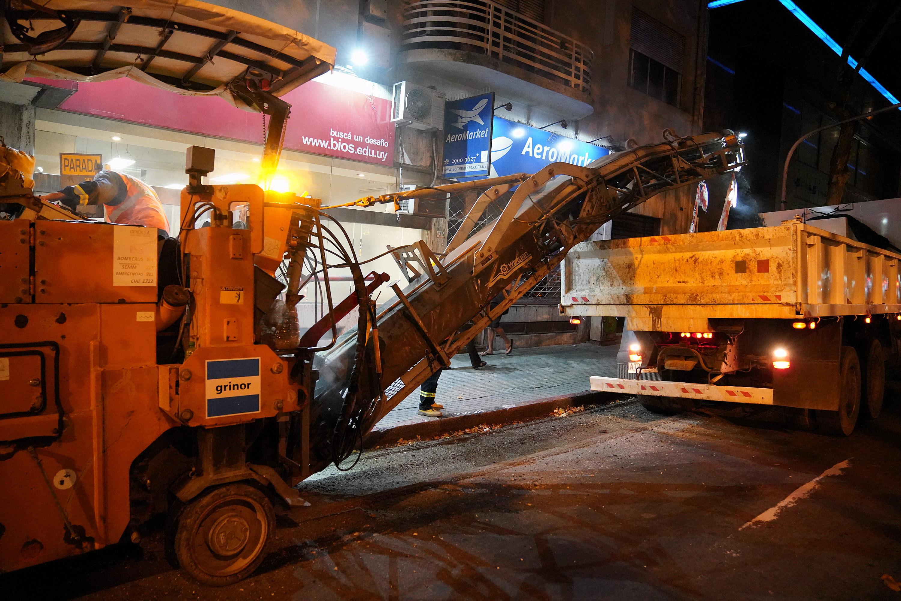 Obras de repavimentación en Colonia y Julio Herrera y Obes 