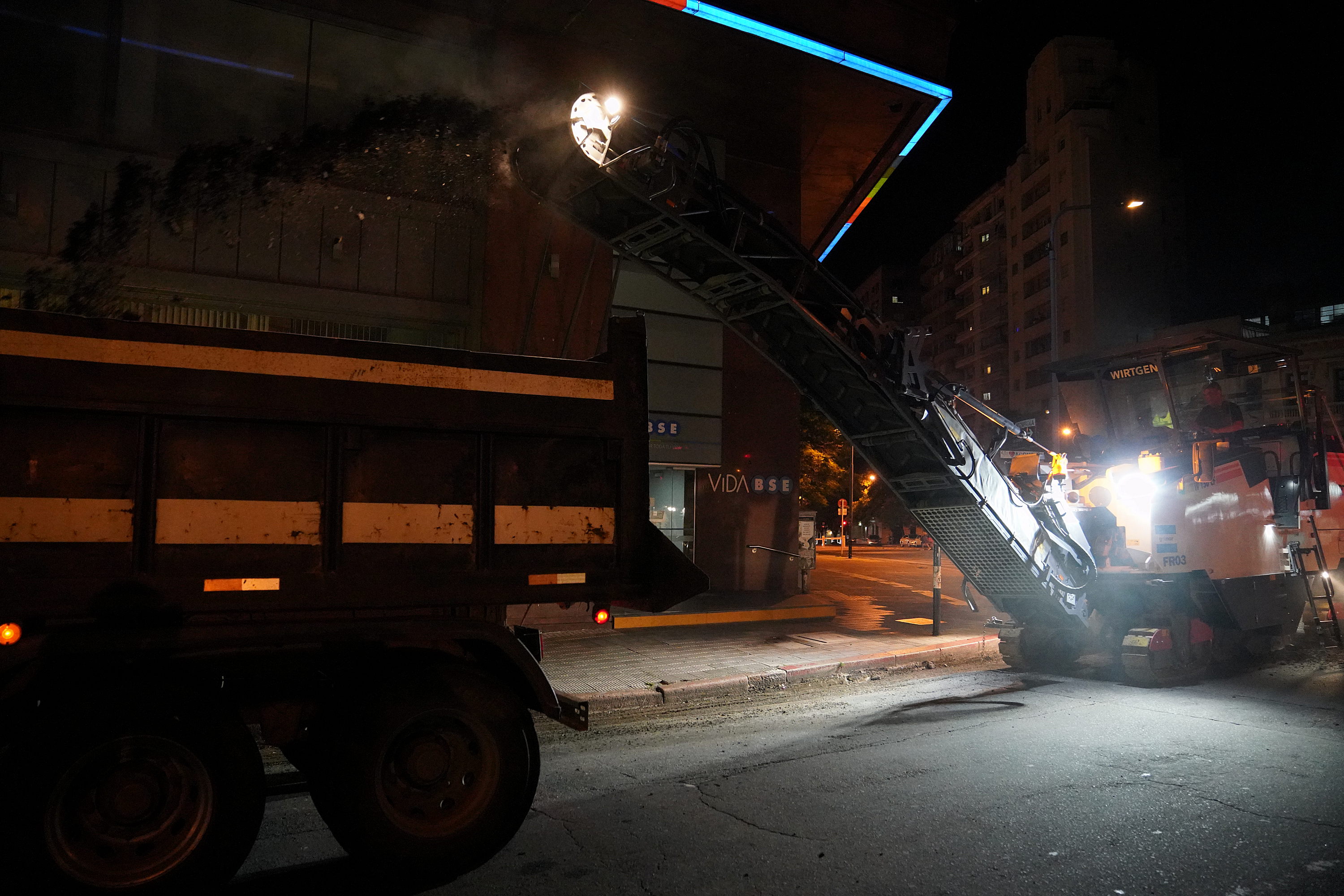 Obras de repavimentación en Colonia y Julio Herrera y Obes 