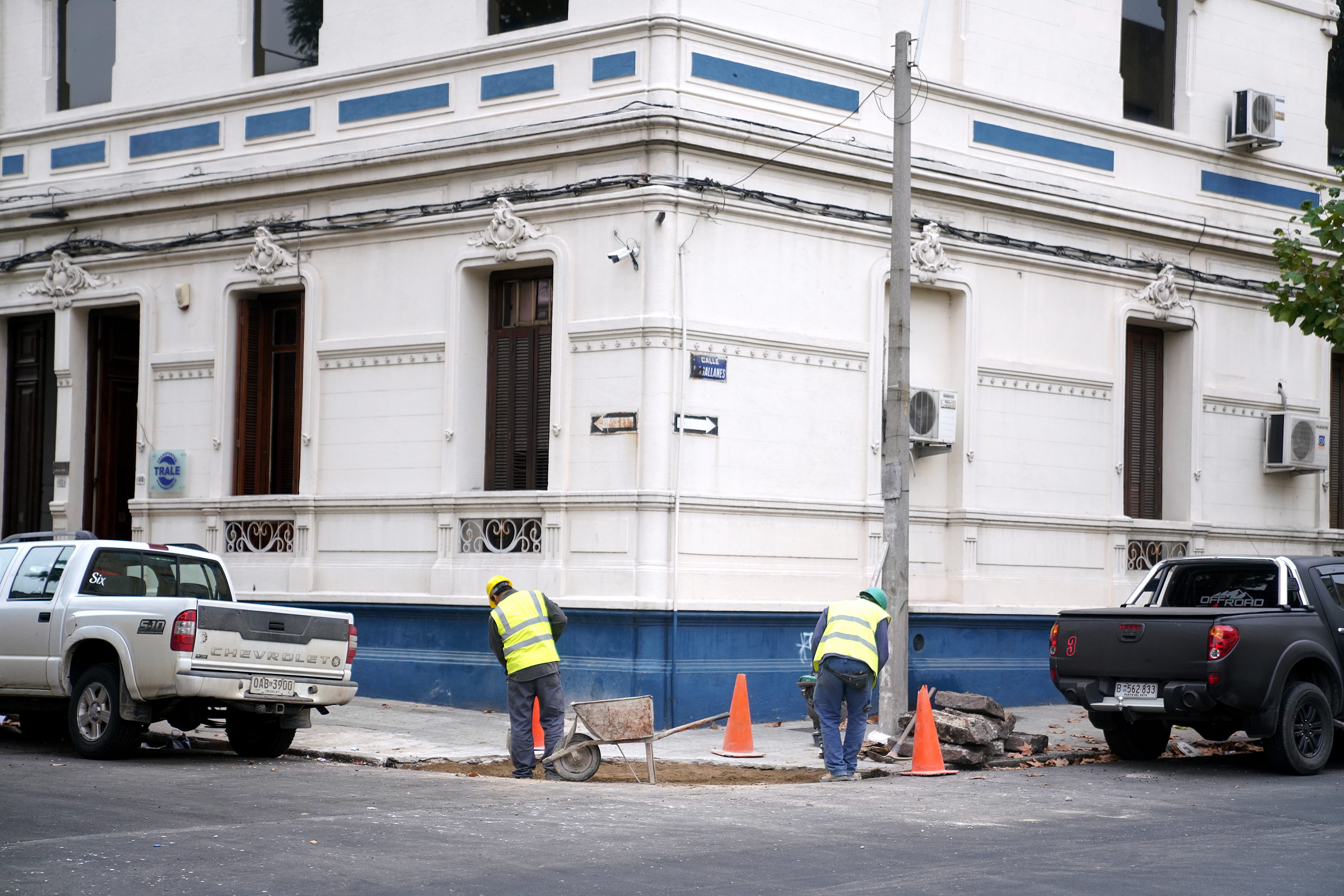 Recorrida de obras en la calle Magallanes