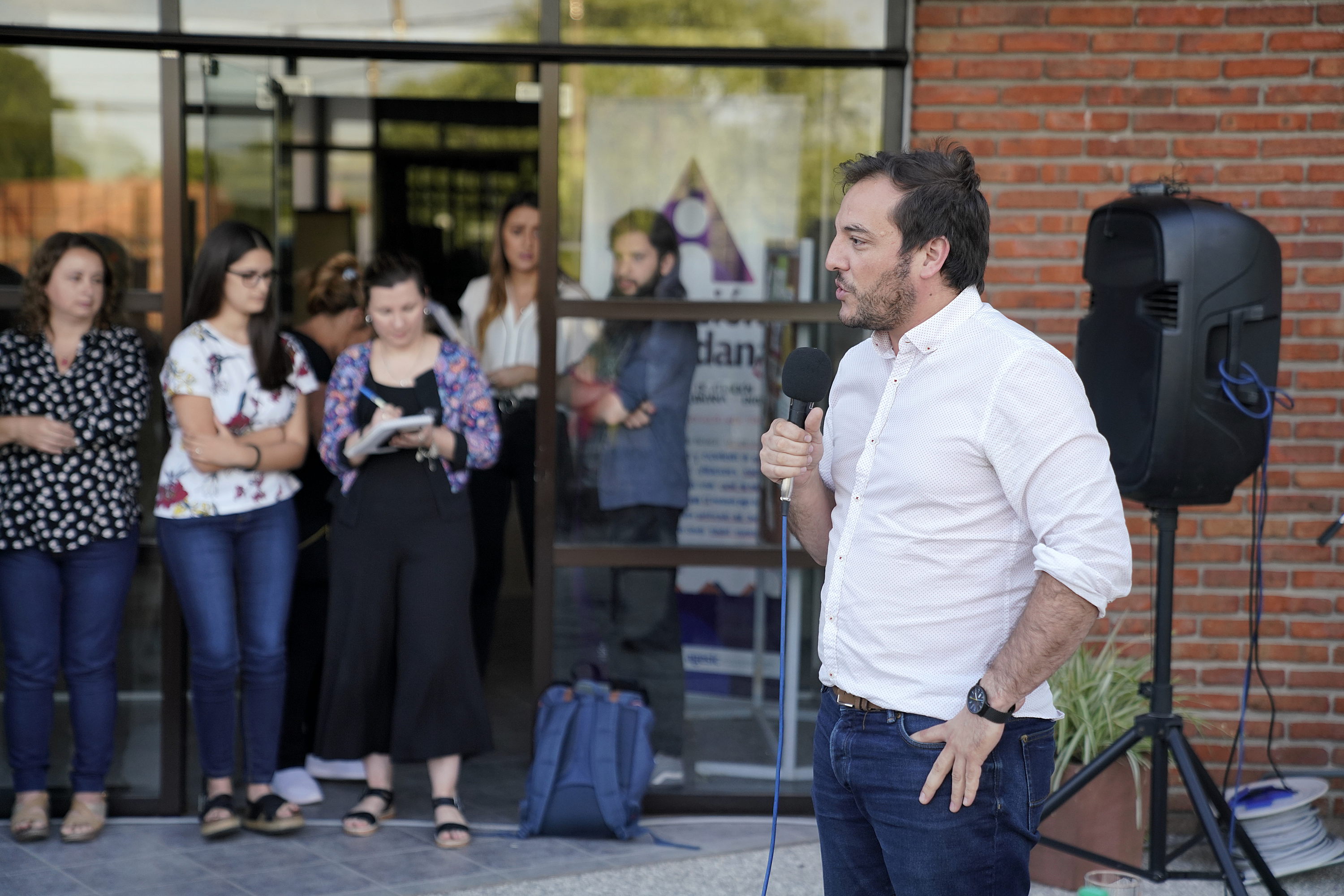 Entrega de diplomas de cursos del Cedel Casavalle.