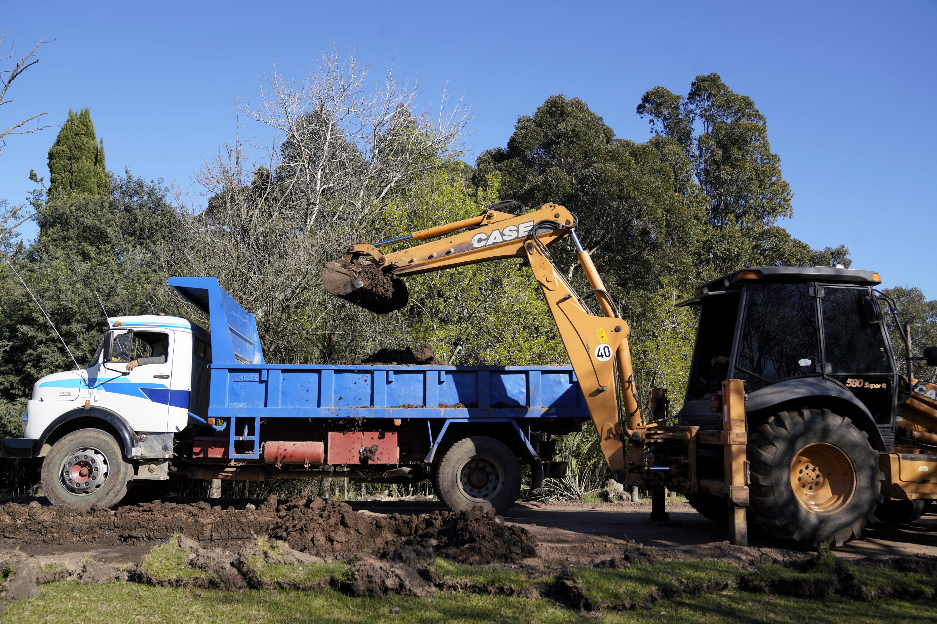 Parque Lecocq obras en caminería interna y acceso