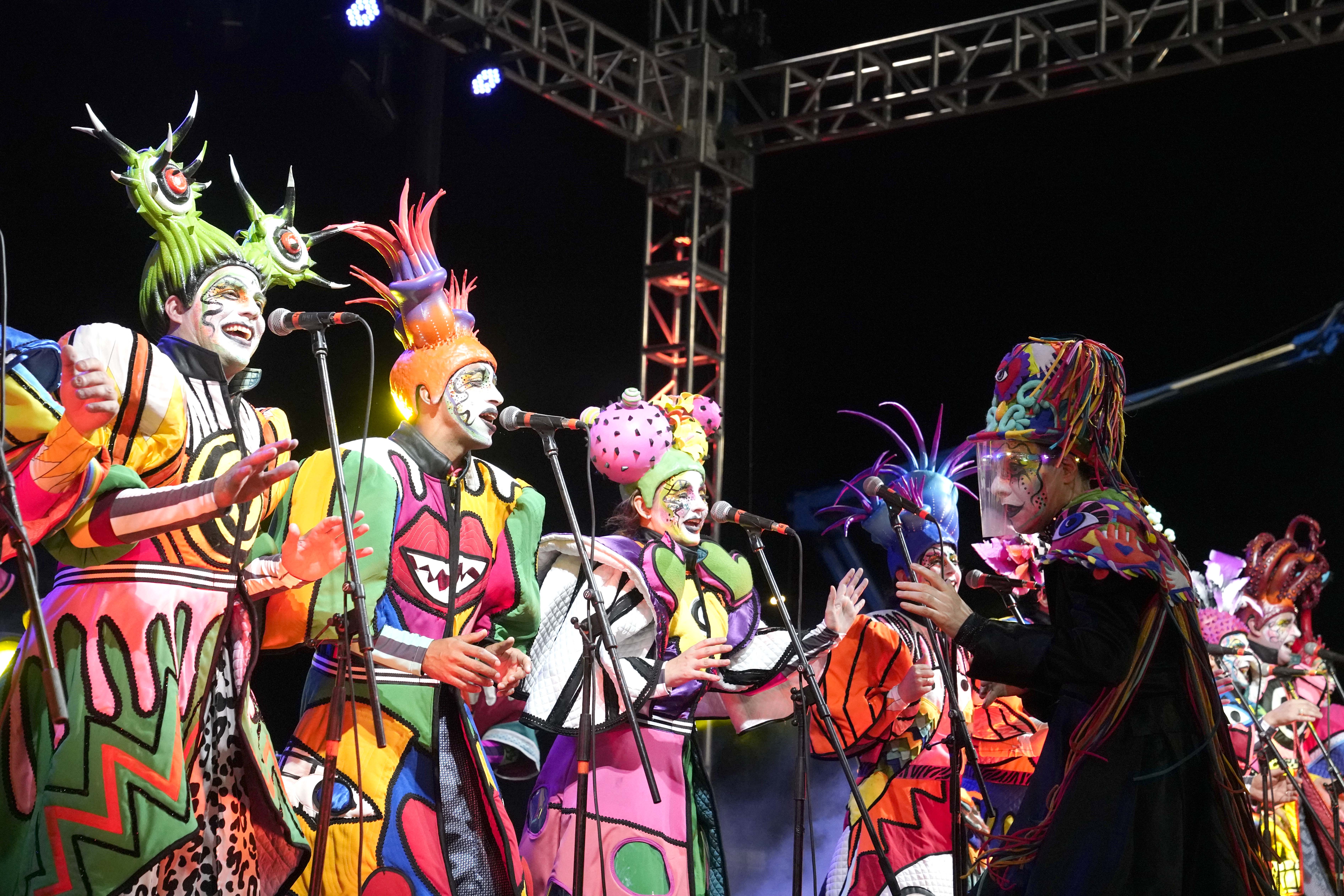 Desfile inaugural del Carnaval en las Canteras del Parque Rodó