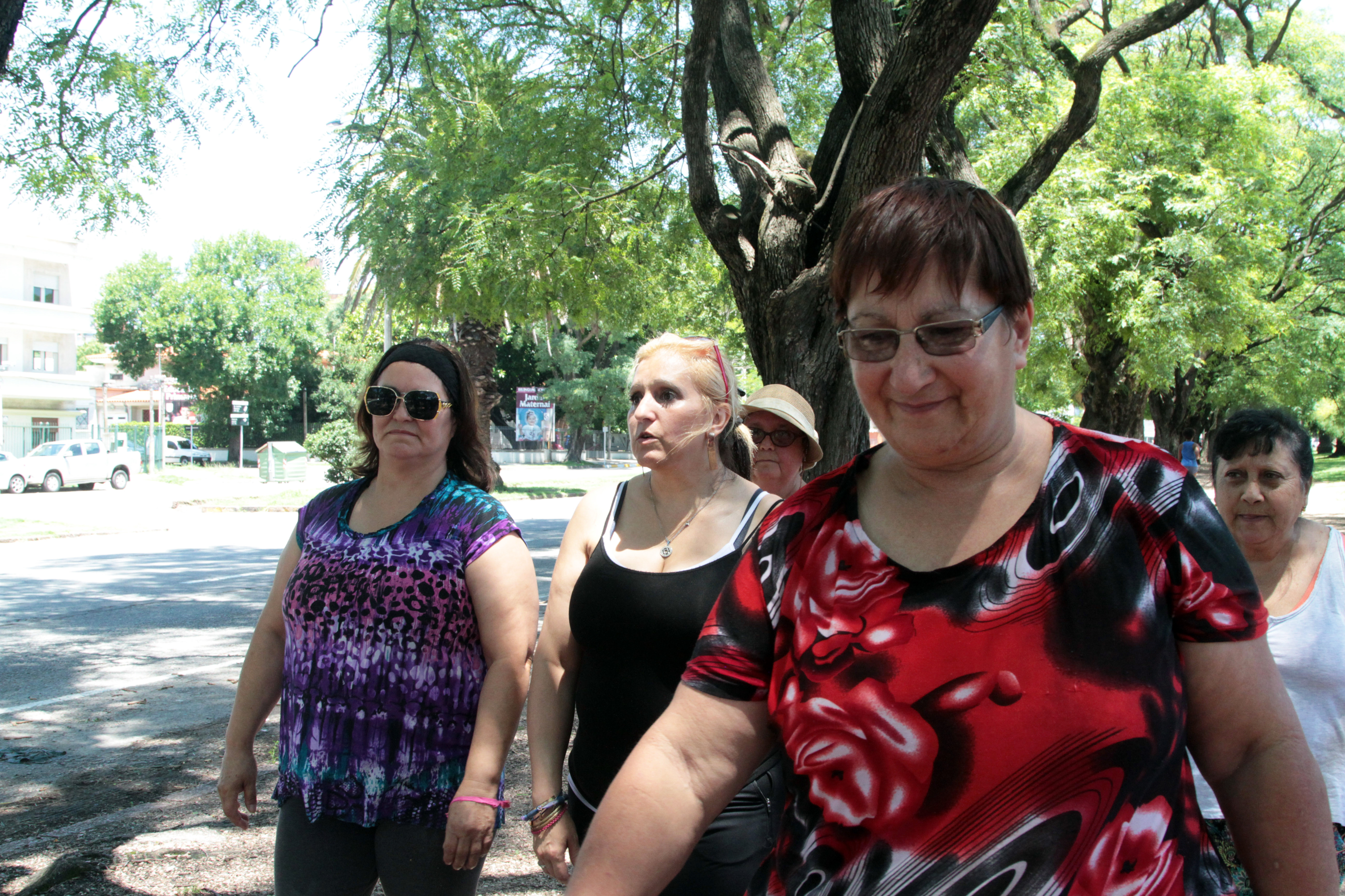 Actividad de verano para adultos mayores en Club Tabaré