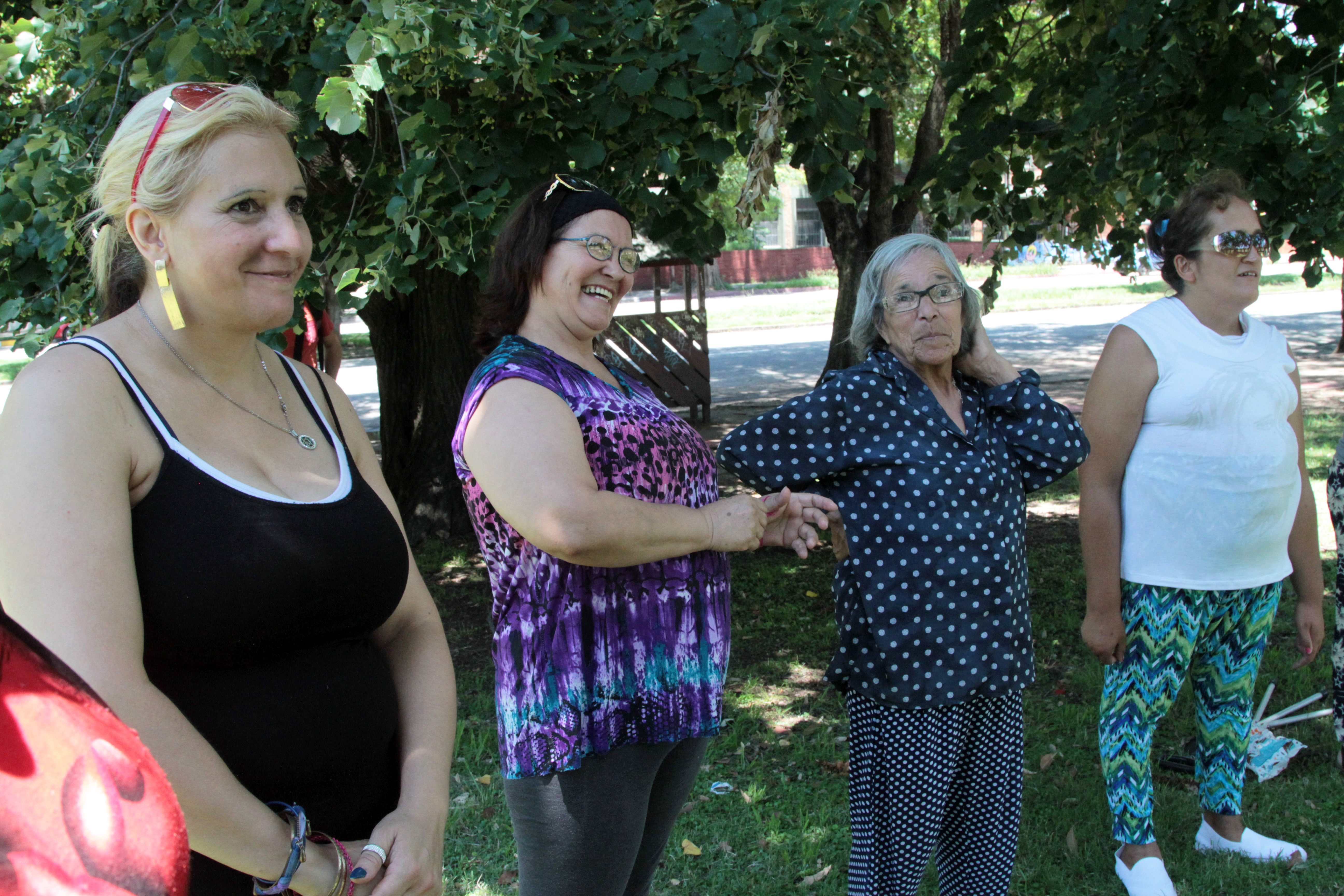 Actividad de verano para adultos mayores en Club Tabaré