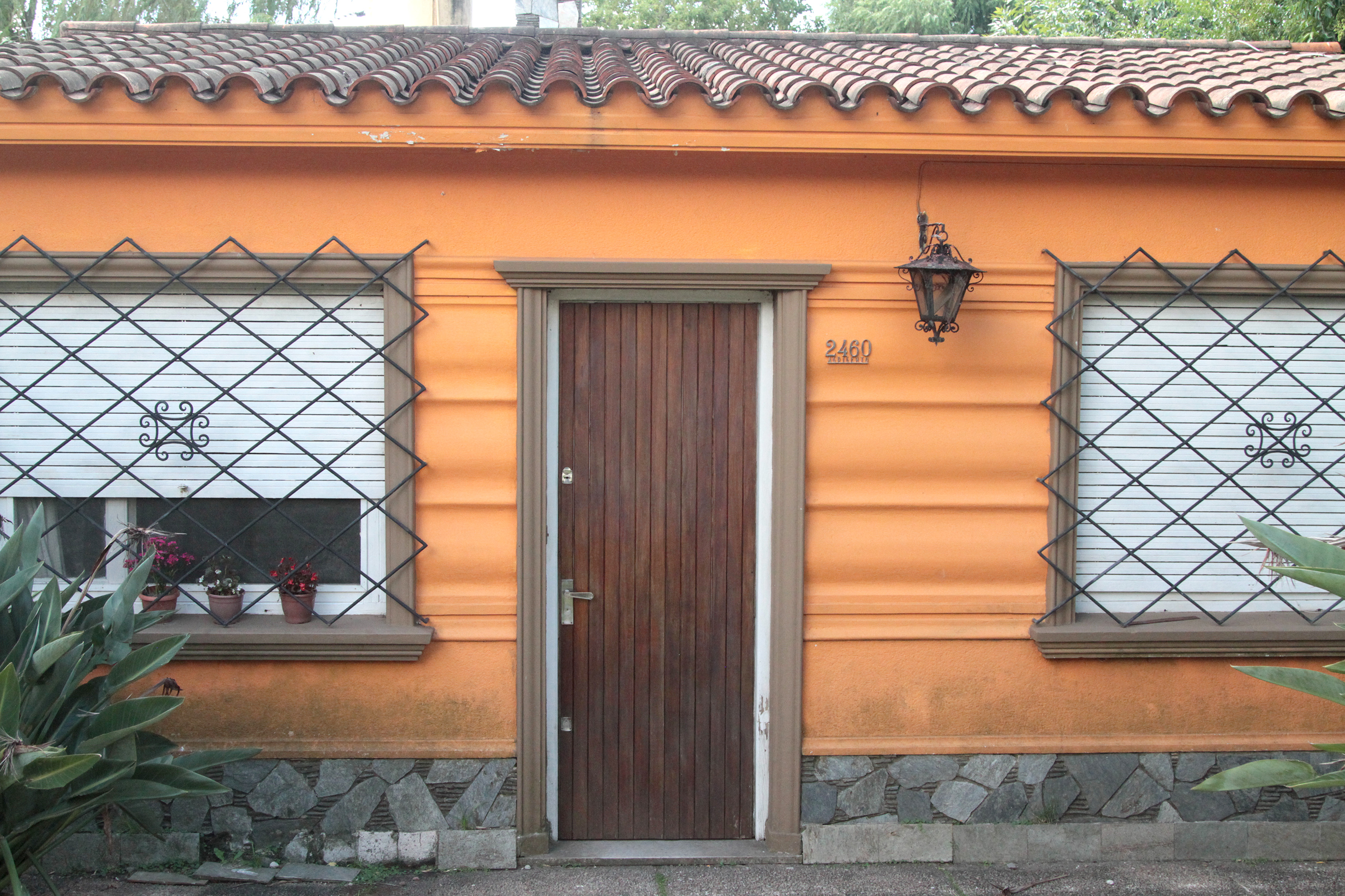 Viviendas Cruz de Carrasco, Jardines de Carrasco y Portones 