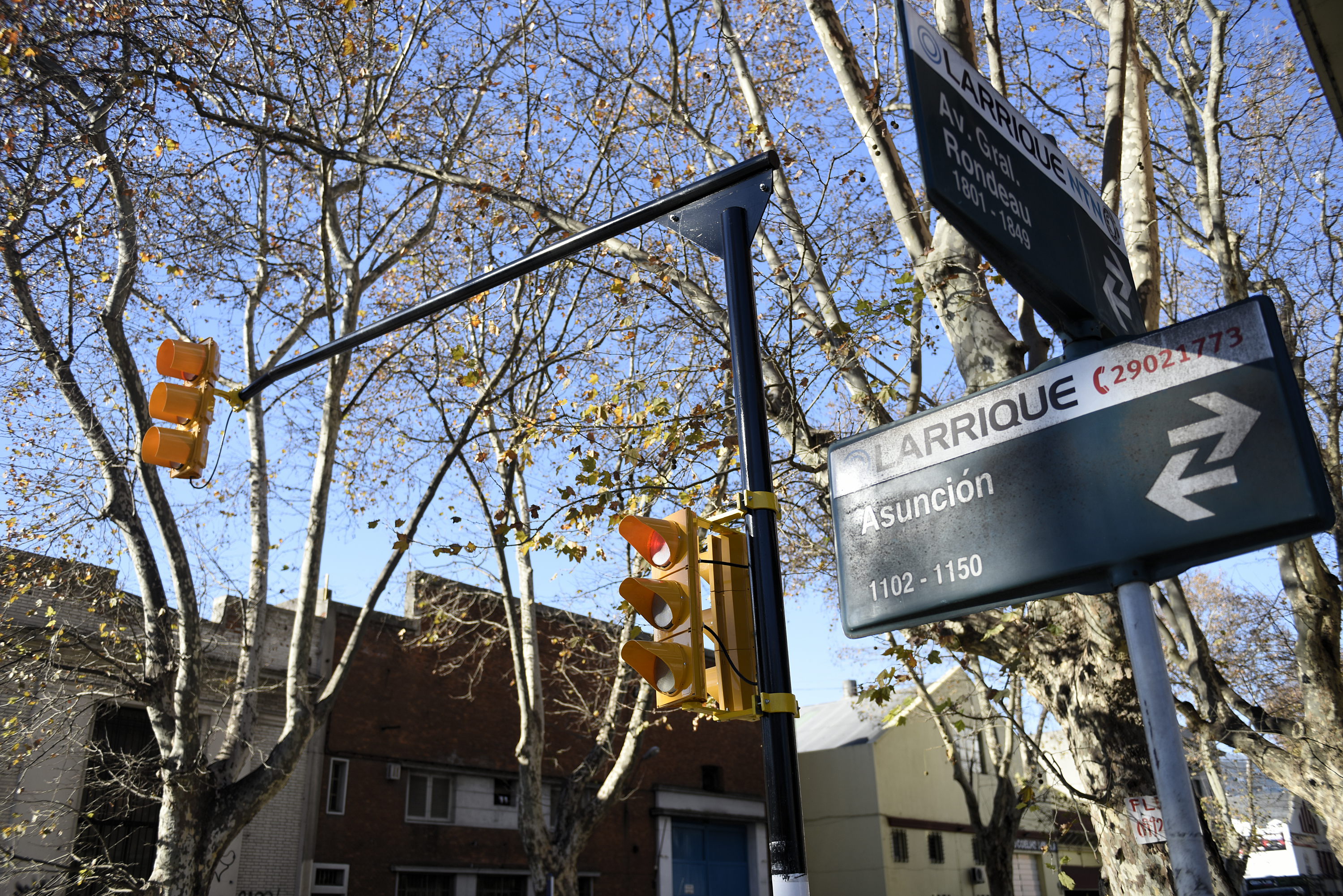 Inauguración de semáforo en Av. Rondeau y Asunción.