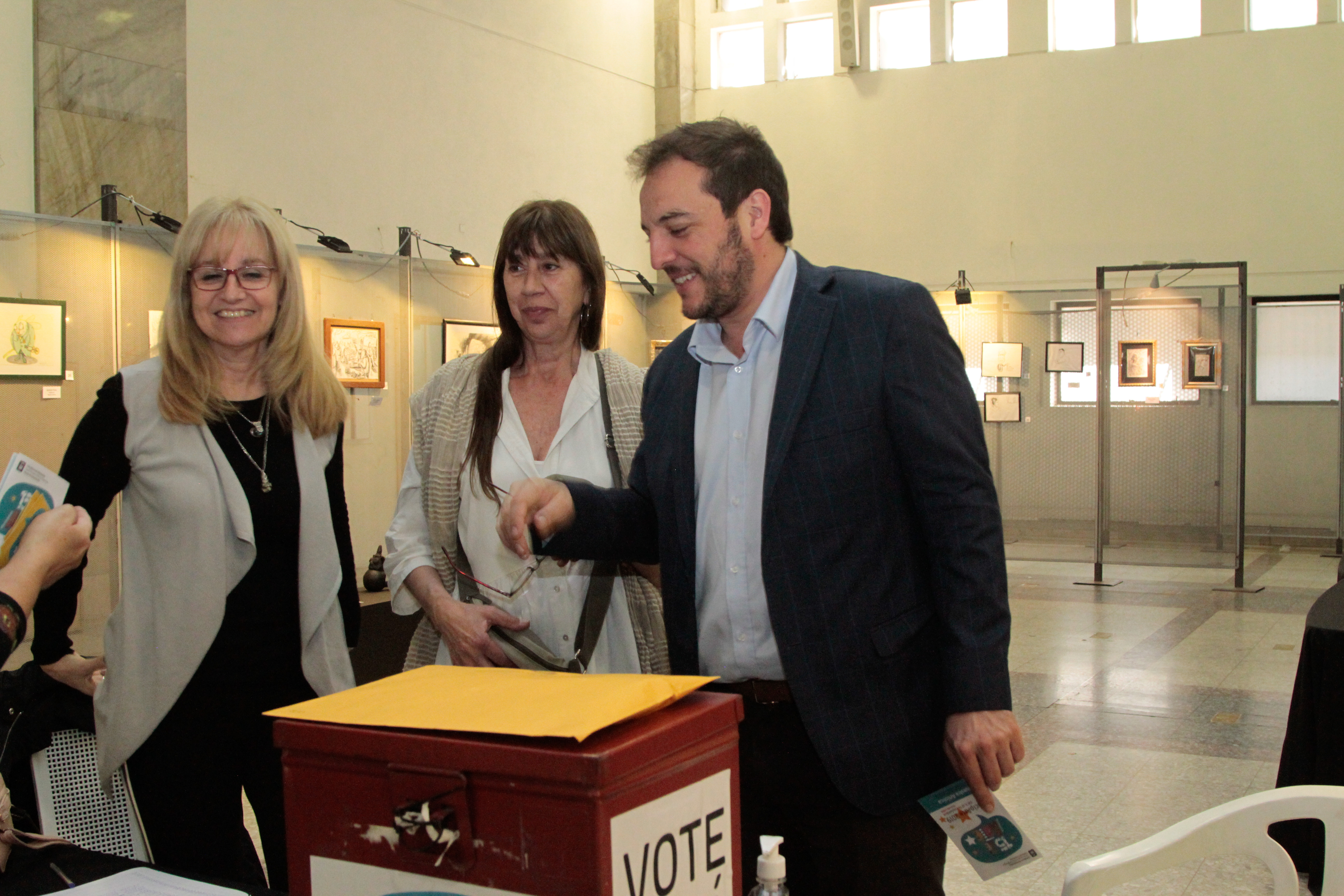 Muestra artística en la Intendencia