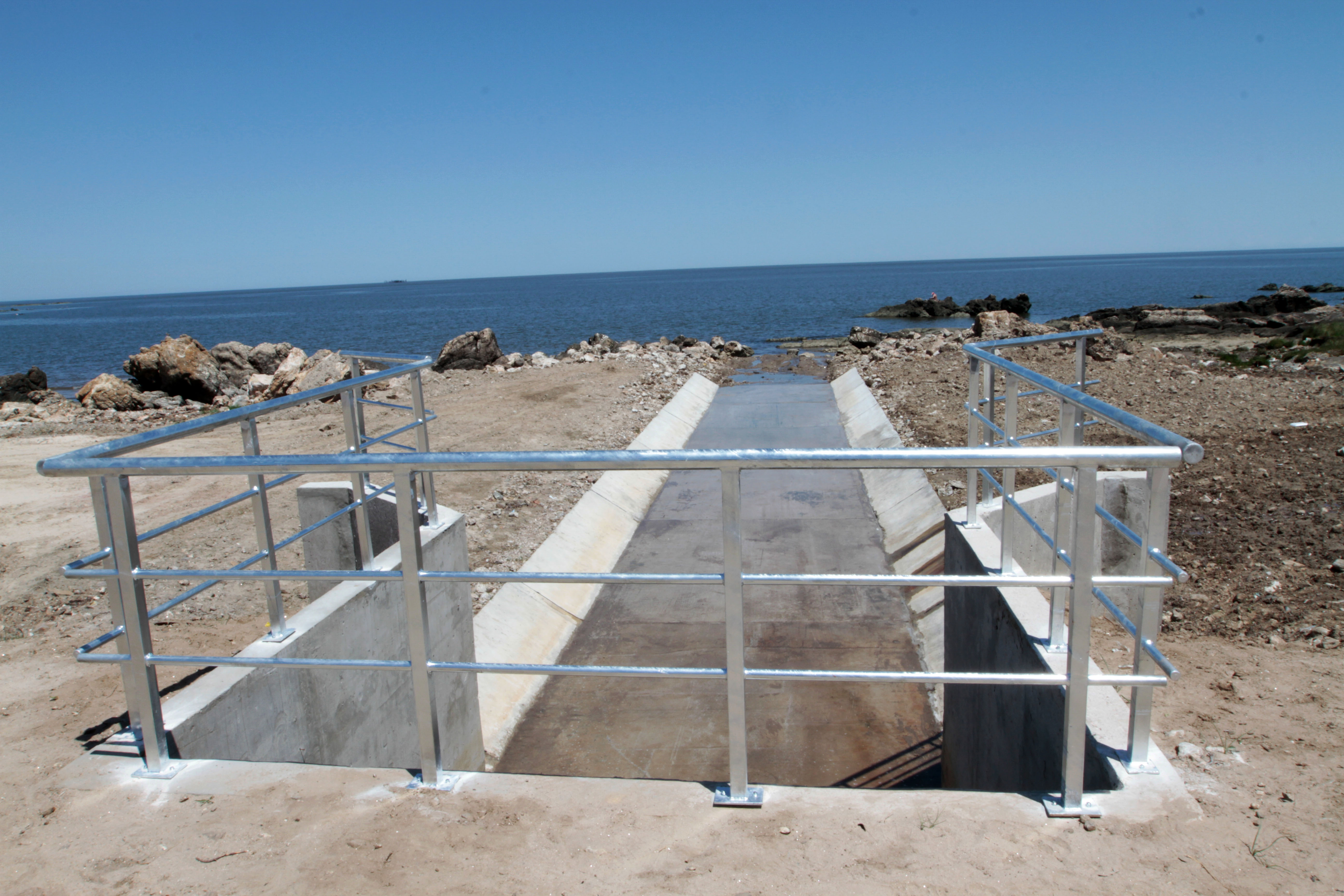 Inauguración de obras de saneamiento en playa Santa Catalina