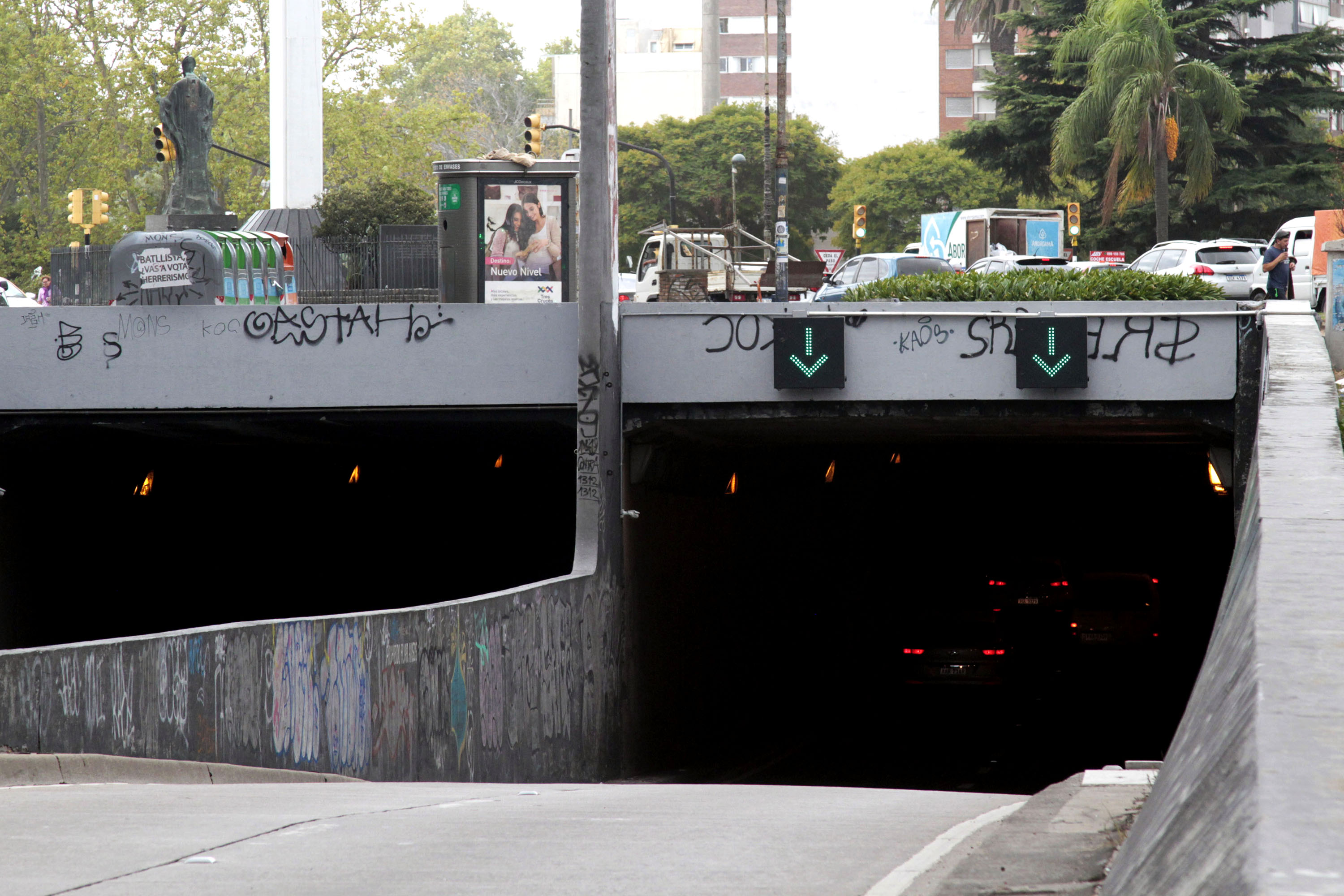 Dispositivos electrónicos en túnel 8 de Octubre