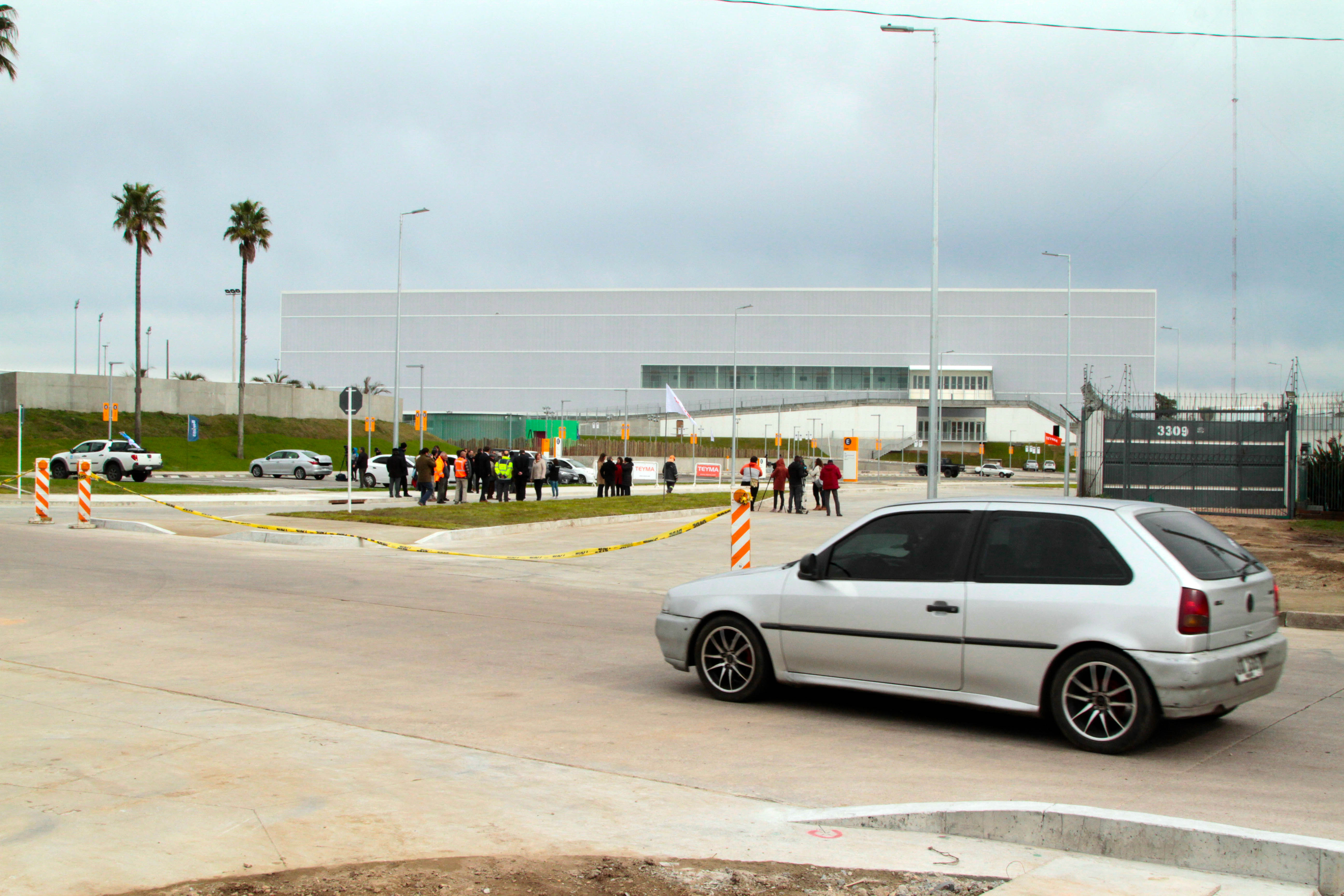 Apertura sde calles Jacobo Varela y Larrañaga