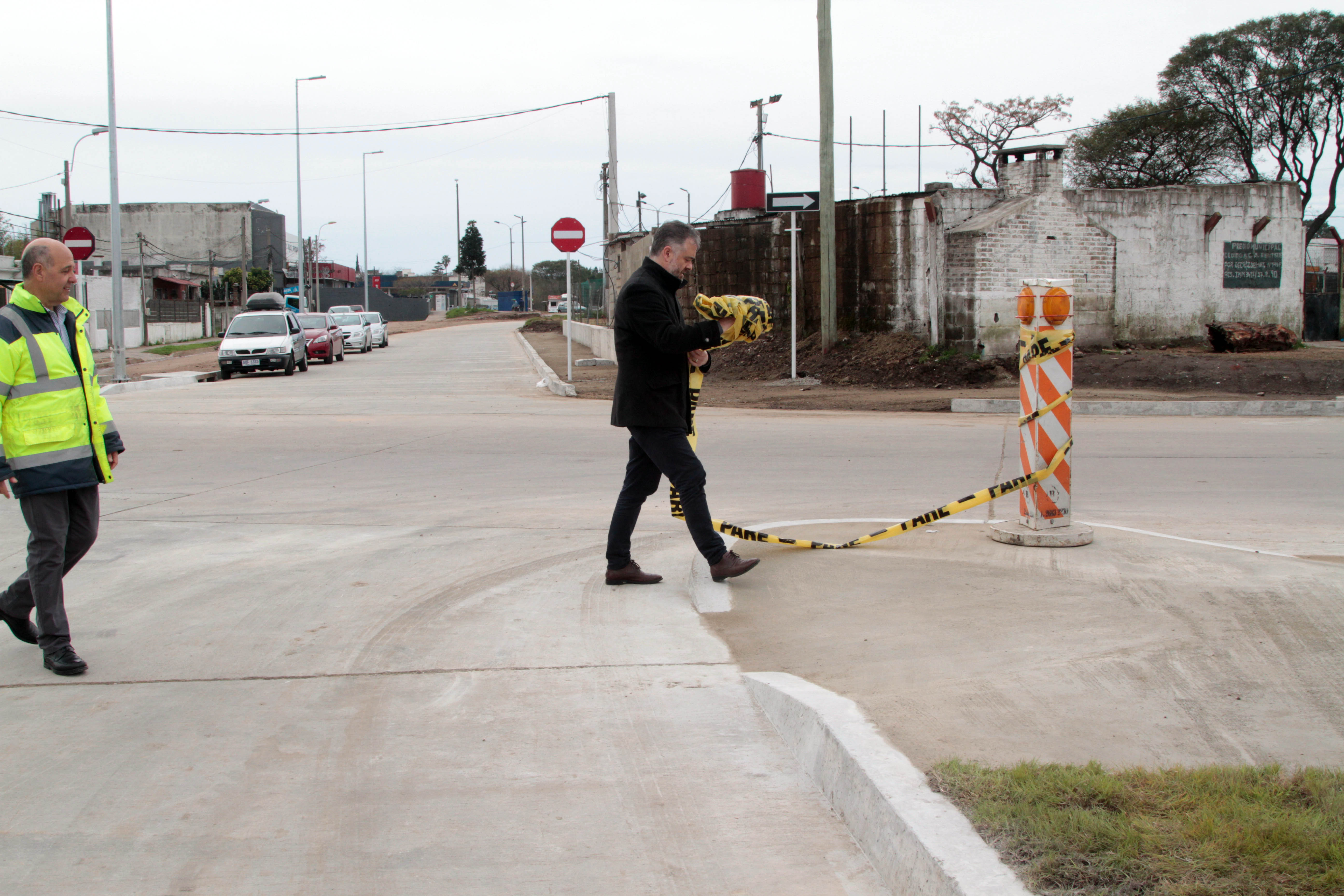 Apertura sde calles Jacobo Varela y Larrañaga