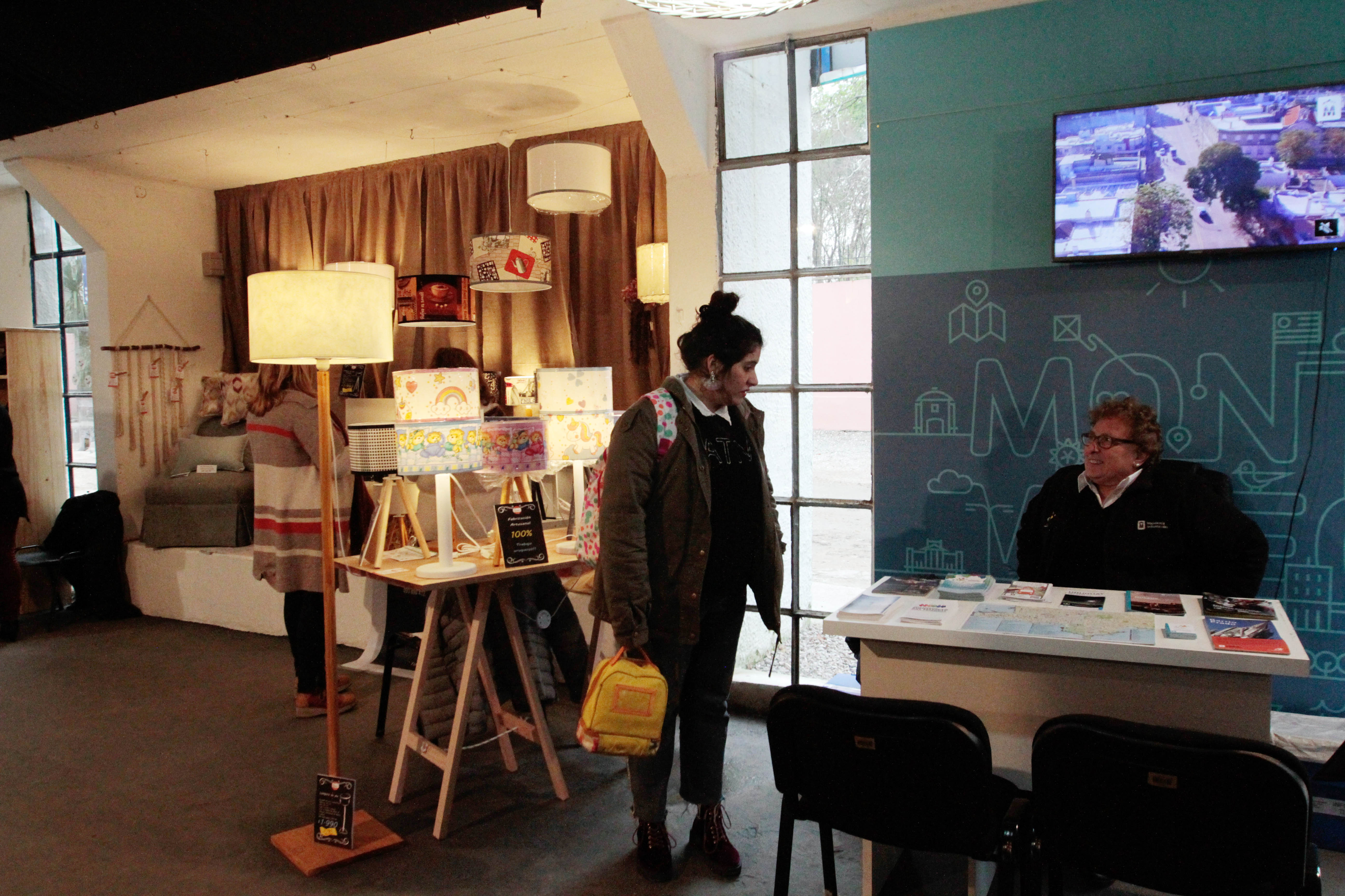 Stands de la Intendencia en la Rural del Prado