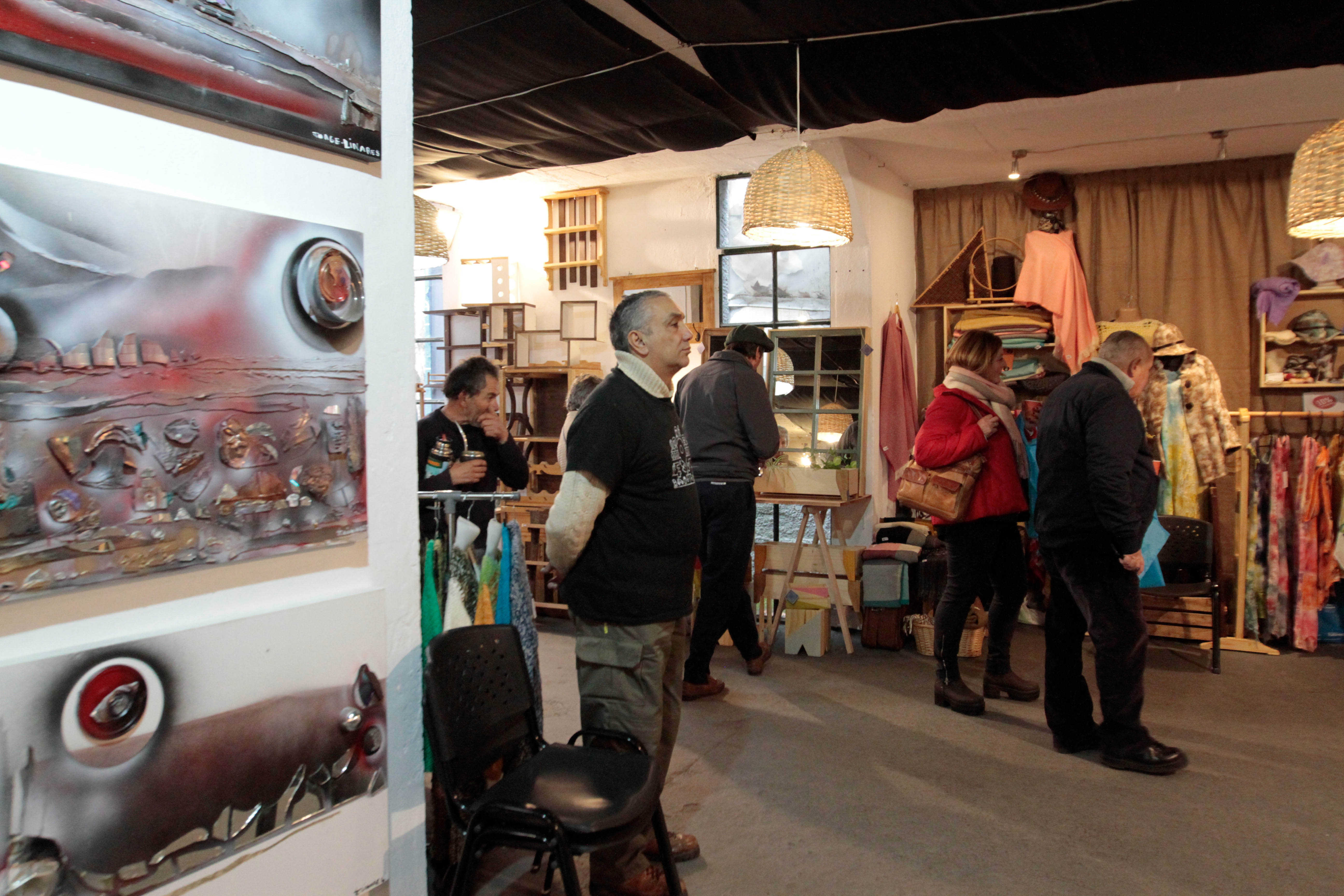 Stands de la Intendencia en la Rural del Prado