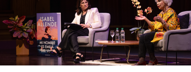 Isabel Allende en el teatro Solís por la 47° edición de la FI