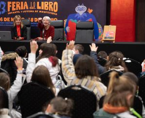 Presentación del libro ganador del concurso literario Juan Carl