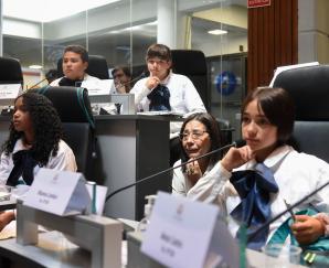 Concejo de niños y niñas visita la Junta Departamental de Montevideo