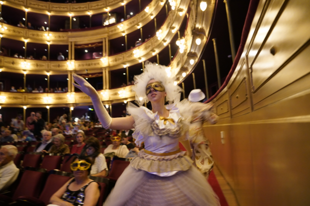 Carnaval de Venecia en el teatro Solís