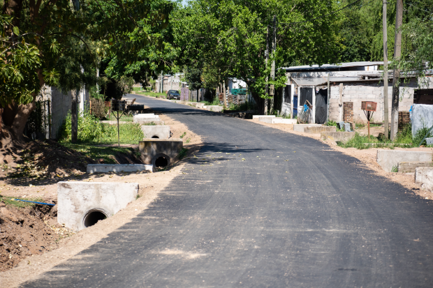 Finalización de asfaltado en barrio La Carbonera en el marco del Plan ABC