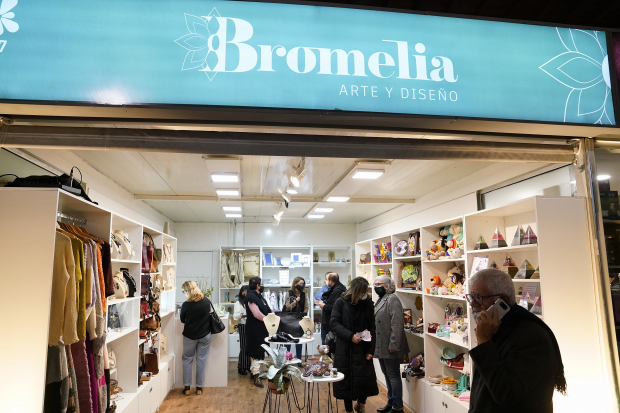 Apertura de Bromelia en el Mercado Agrícola de Montevideo