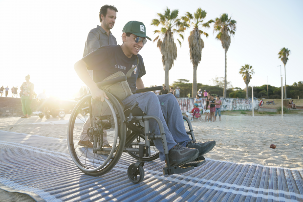 Inauguración de rampa accesible en Playa del Cerro