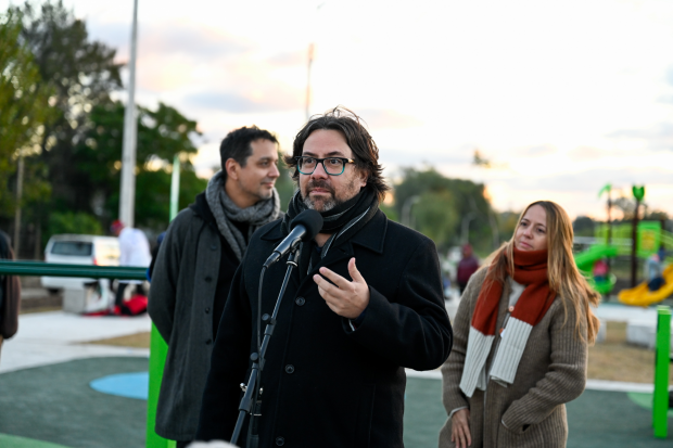 Inauguración de plaza Cañada Iyuí