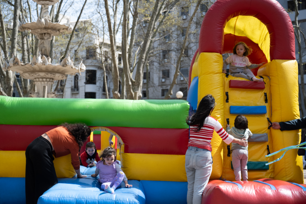 Actividades en plaza Matriz por el día de las plazas y los barrios