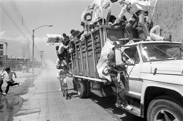  Manifestaciones por el No. Santiago, 1988