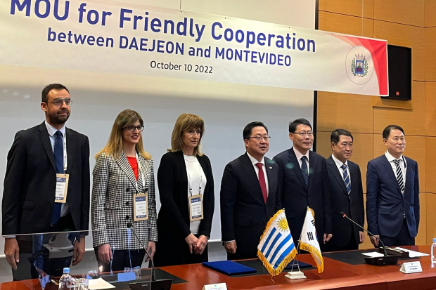 Firma de memorando de hermanamiento con la ciudad de Daejon, Corea del Sur