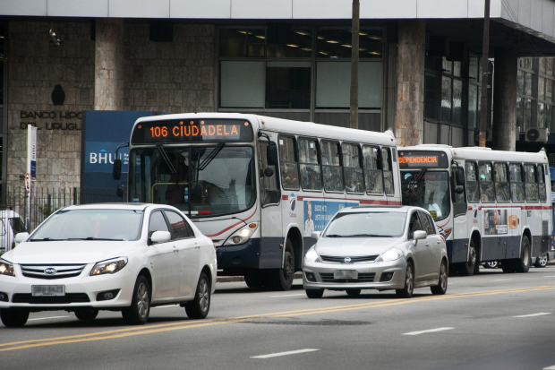 Ómnibus de transporte publico en Montevideo