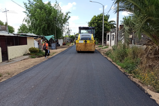 Finalización de trabajos de asfaltado en camino El Apero por Plan ABC