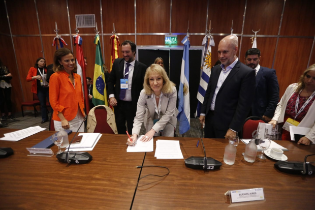 Reunión de alcaldes UCCI Cono Sur en Buenos Aires
