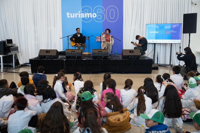Festivo, presentación artística inclusiva en el Antel Arena