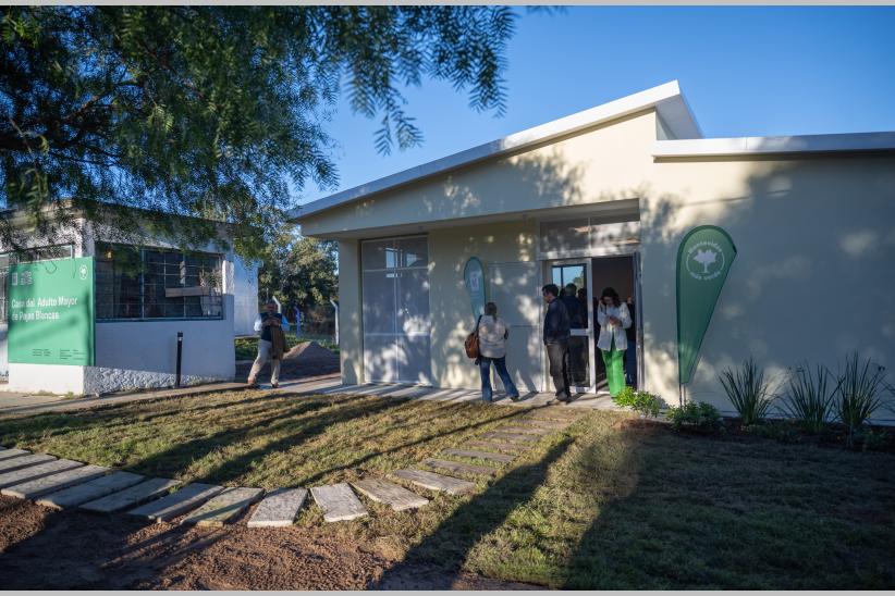  Inauguración de la Casa comunitaria de adultos jóvenes de Paj