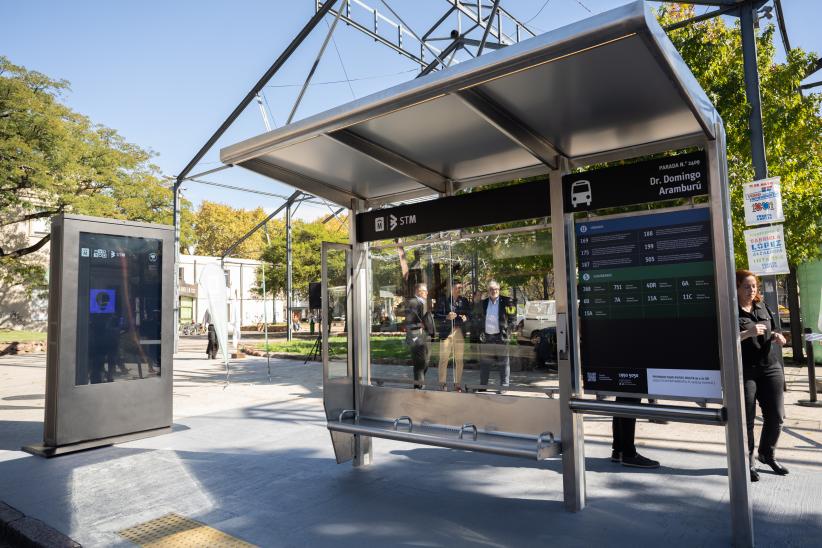  Inauguración de nuevos refugios de transporte público