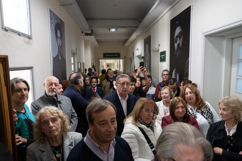  Colocación de placa en homenaje a Thomas Lowy