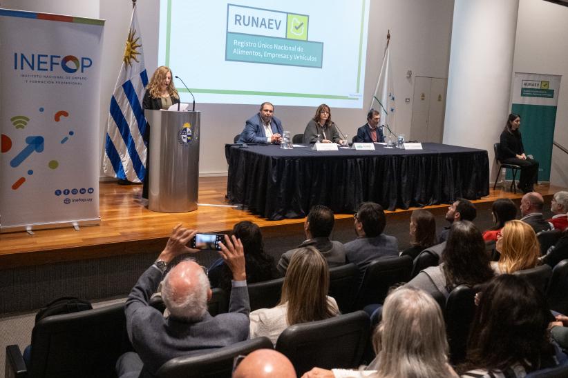  Lanzamiento del curso Destino RUNAEV